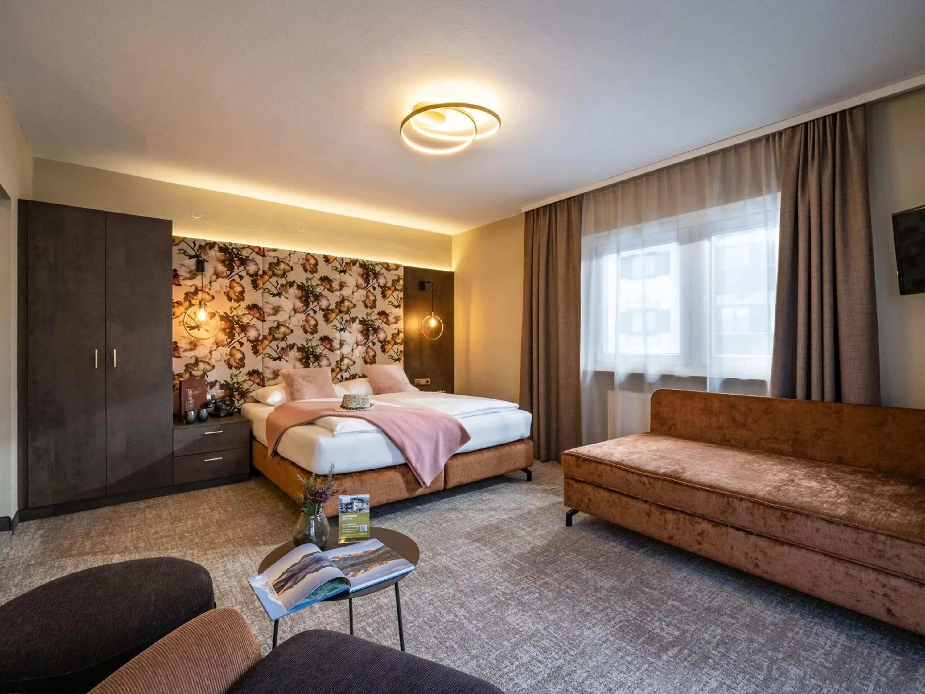 Bedroom, Bed in Jagdhaus