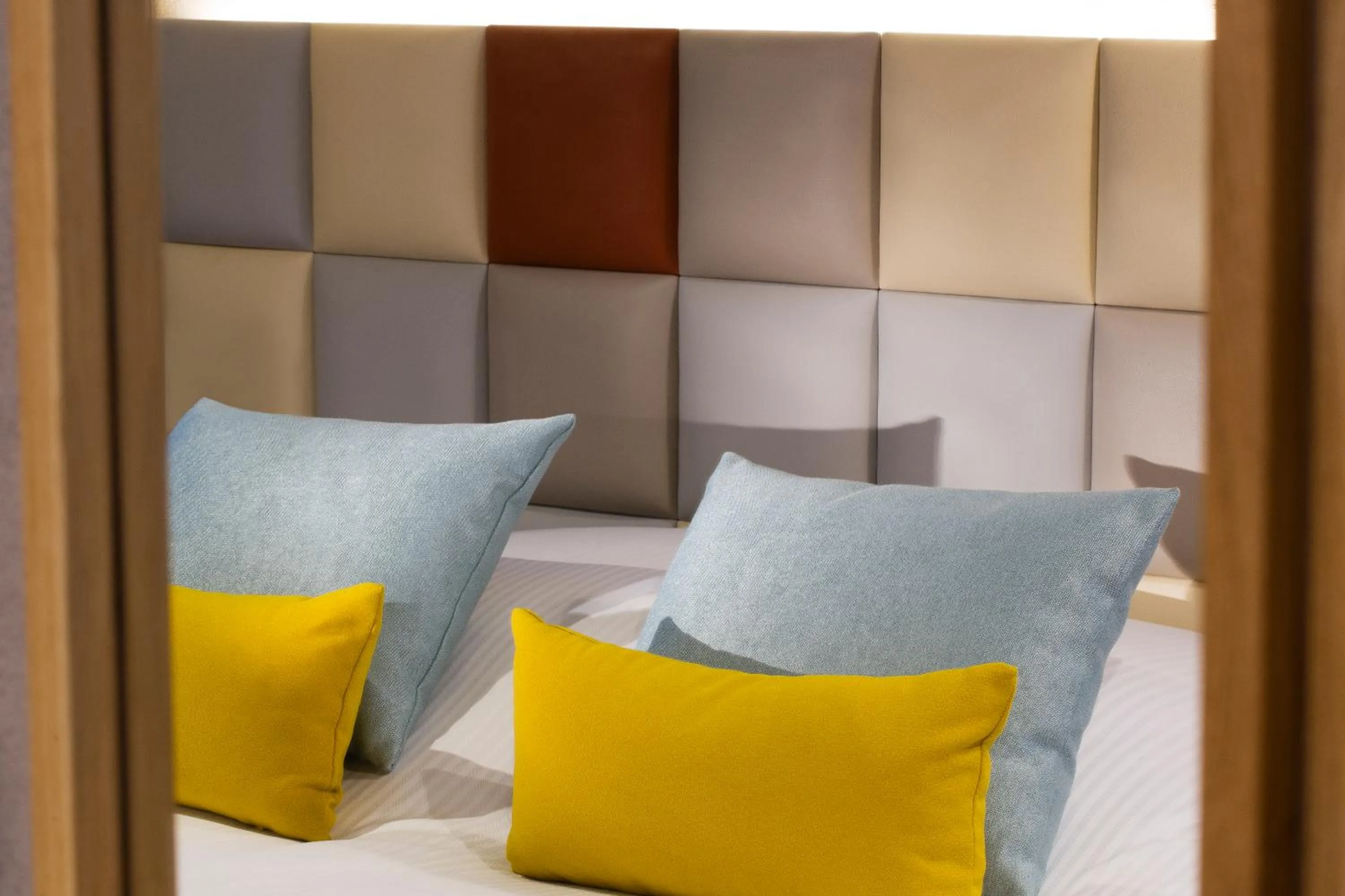 Bedroom, Bed in Hotel Le Colombier Suites