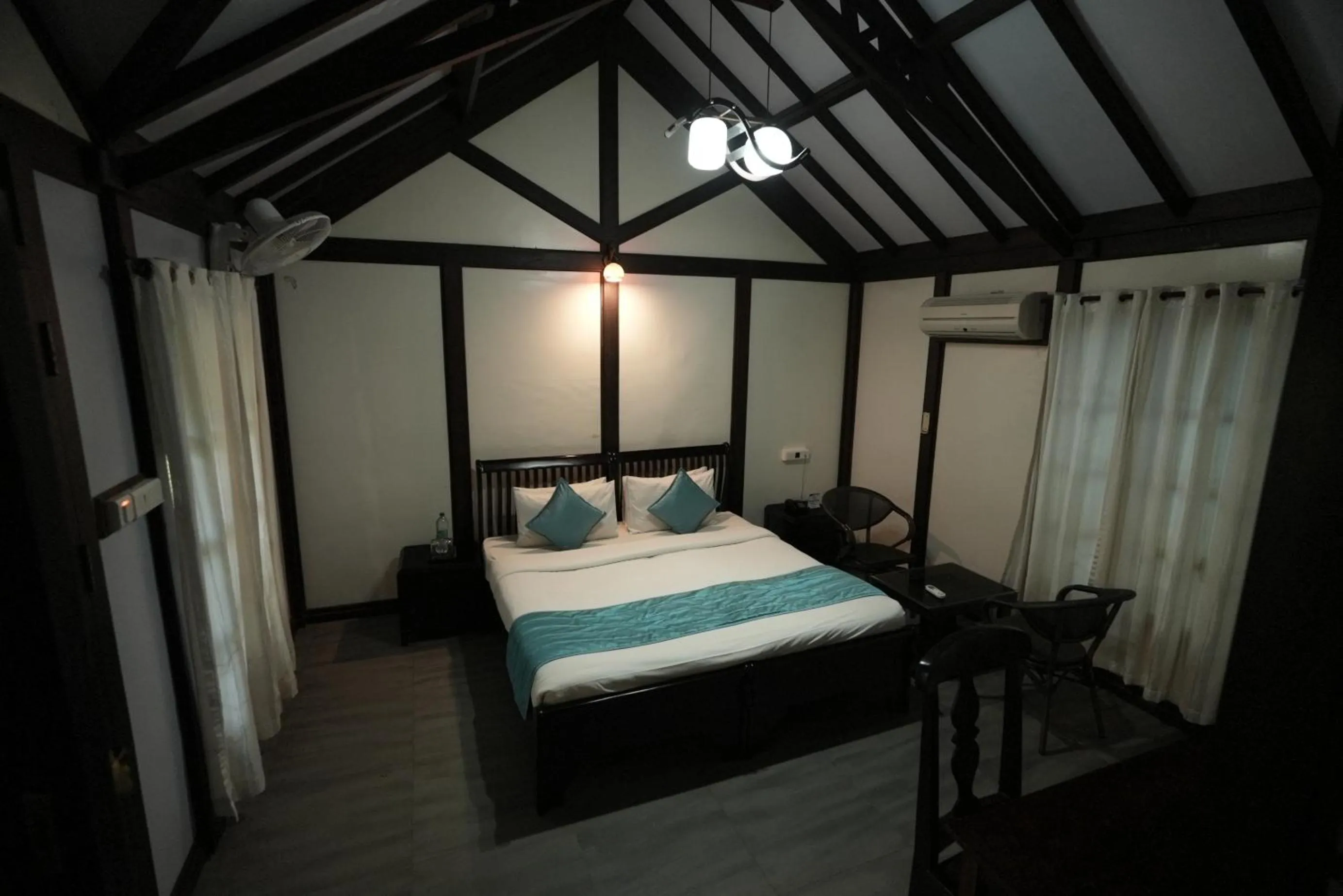 Bed in Raja Park Beach Resort