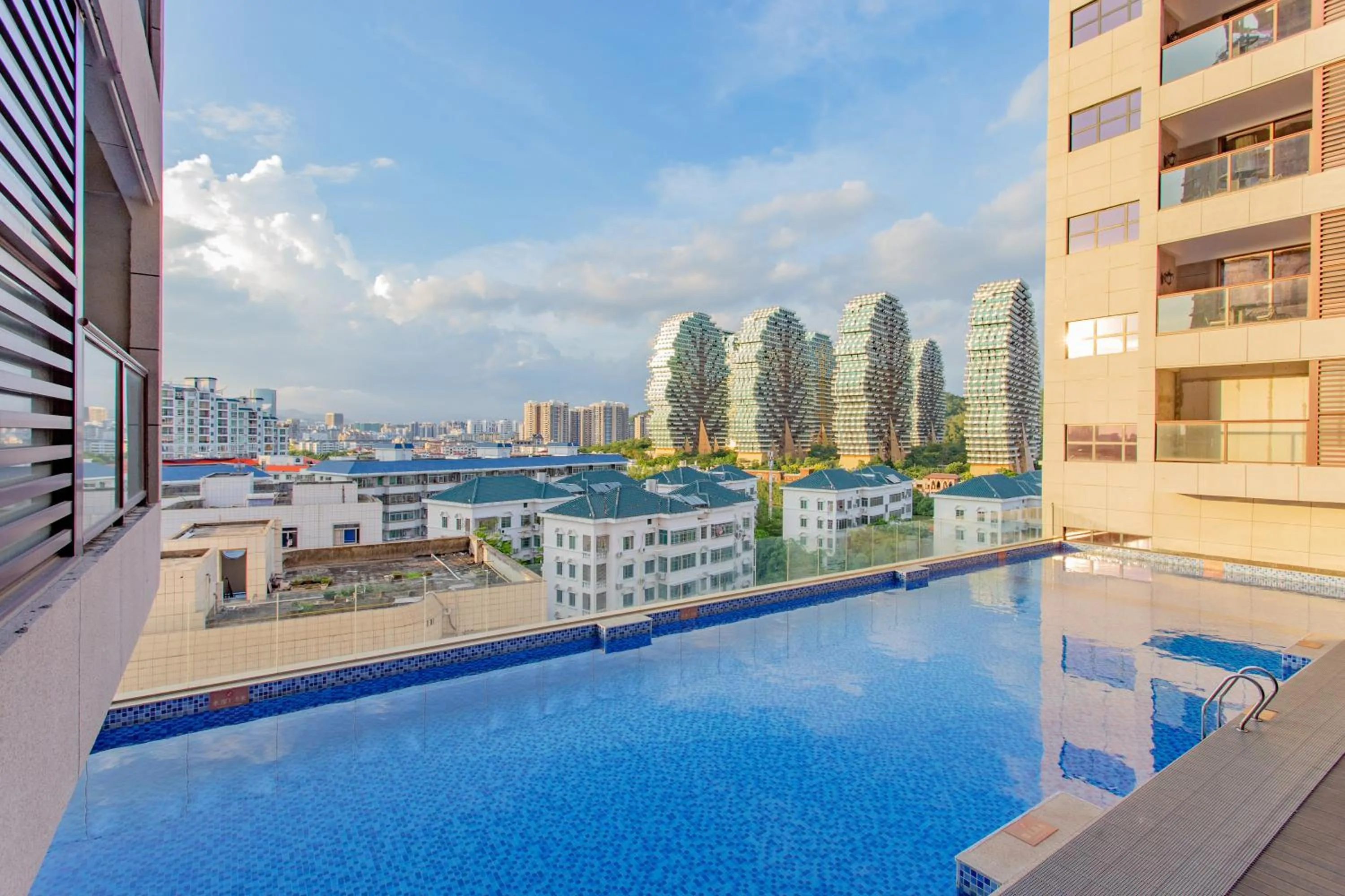 Swimming pool in YueXin Tomorrow Hotel Sanya