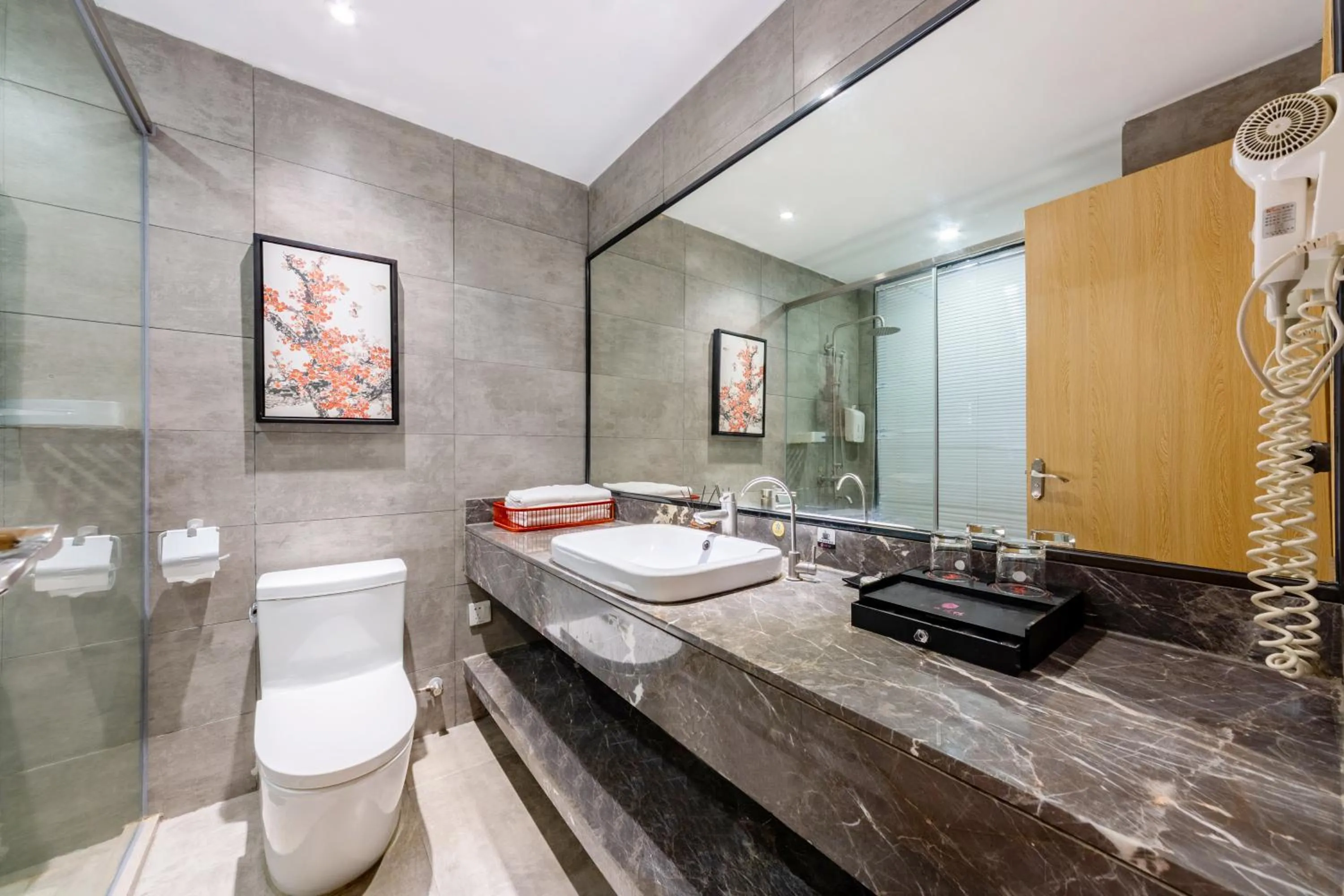 Toilet in Guangzhou Hongcheng Hotel