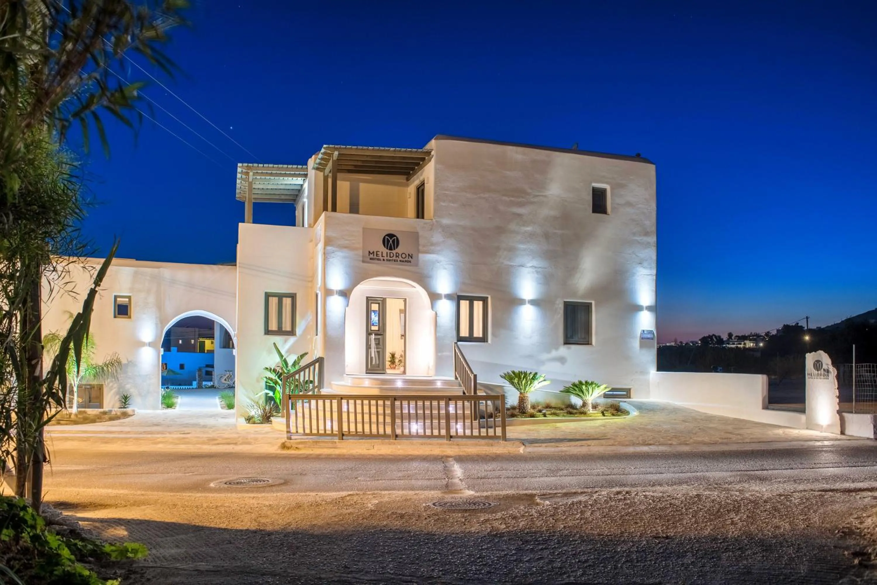 Facade/entrance in Melidron Hotel & Suites