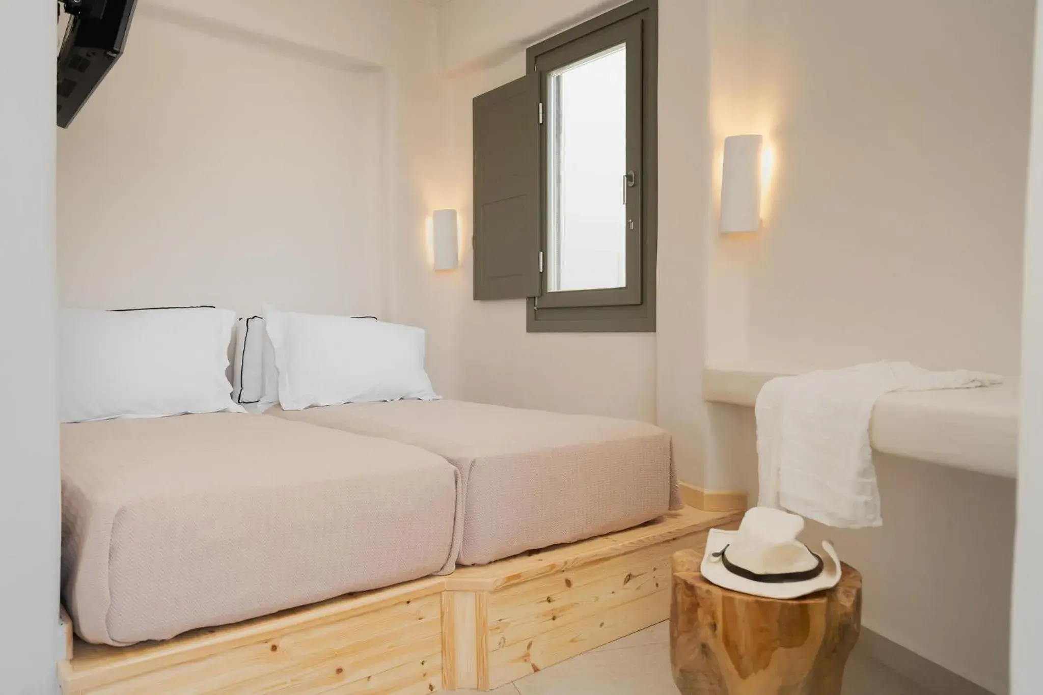 Family Suite with Sea View in Melidron Hotel & Suites Family Suite with Sea View in Melidron Hotel & Suites