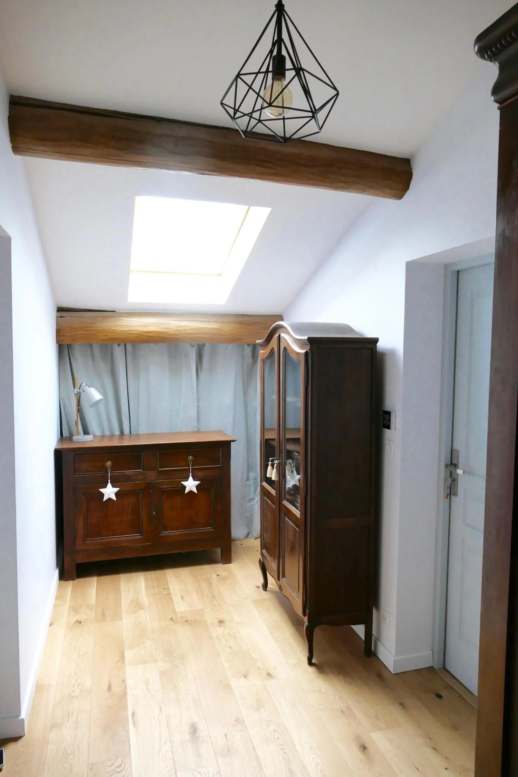 Facade/entrance in La Garoffe