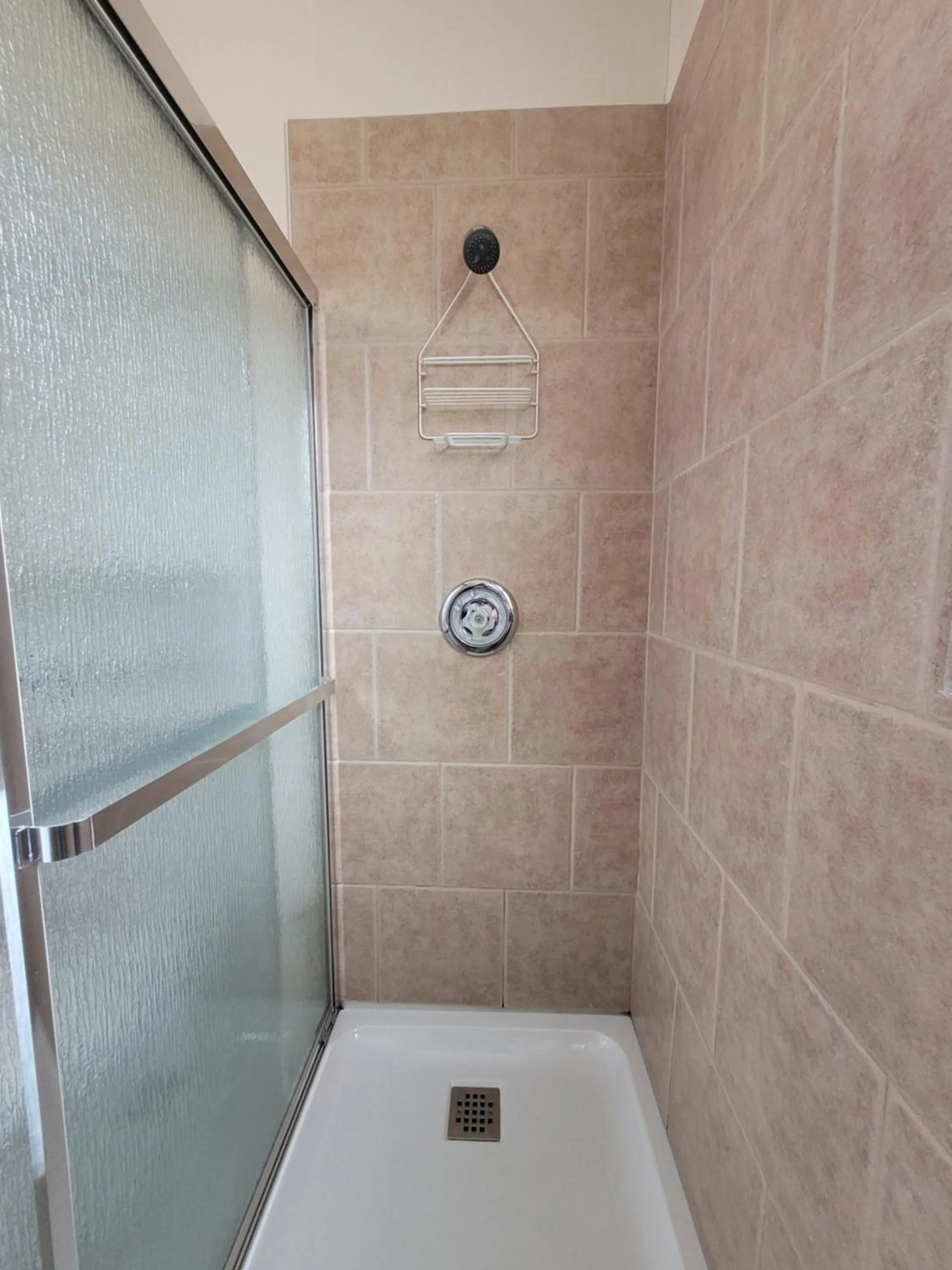Shower in Lido Motel