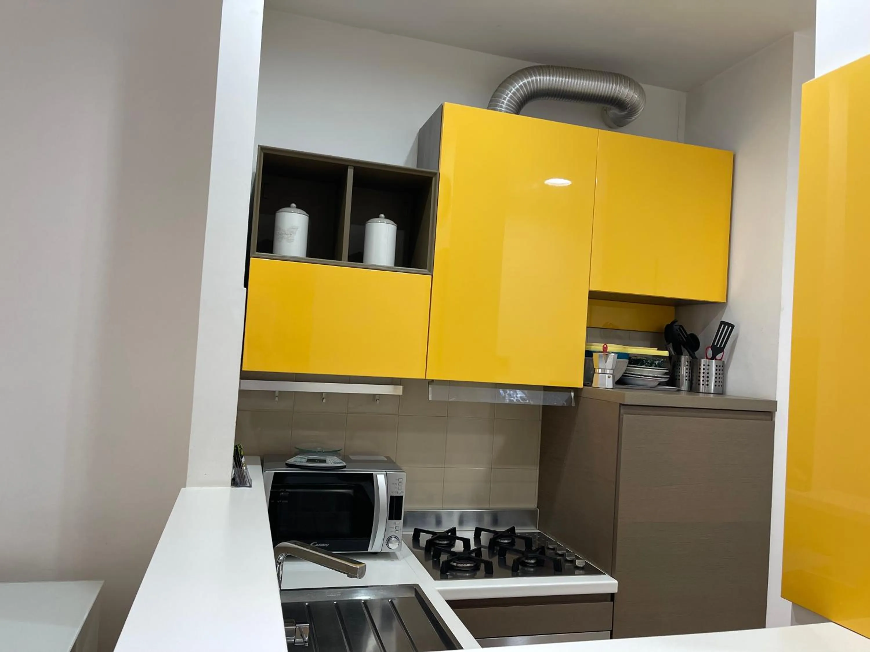 Kitchen or kitchenette in Luciano Laterani Guest House