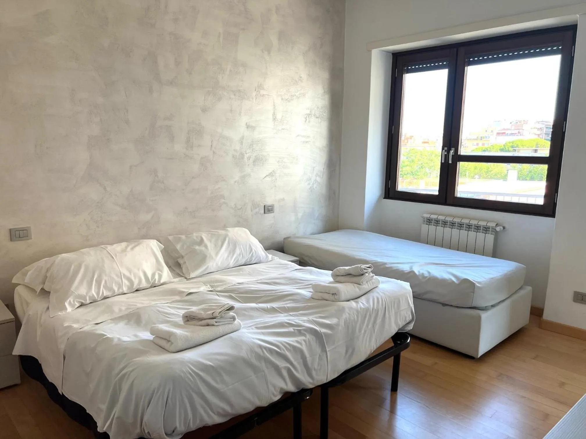 Bedroom, Bed in Luciano Laterani Guest House