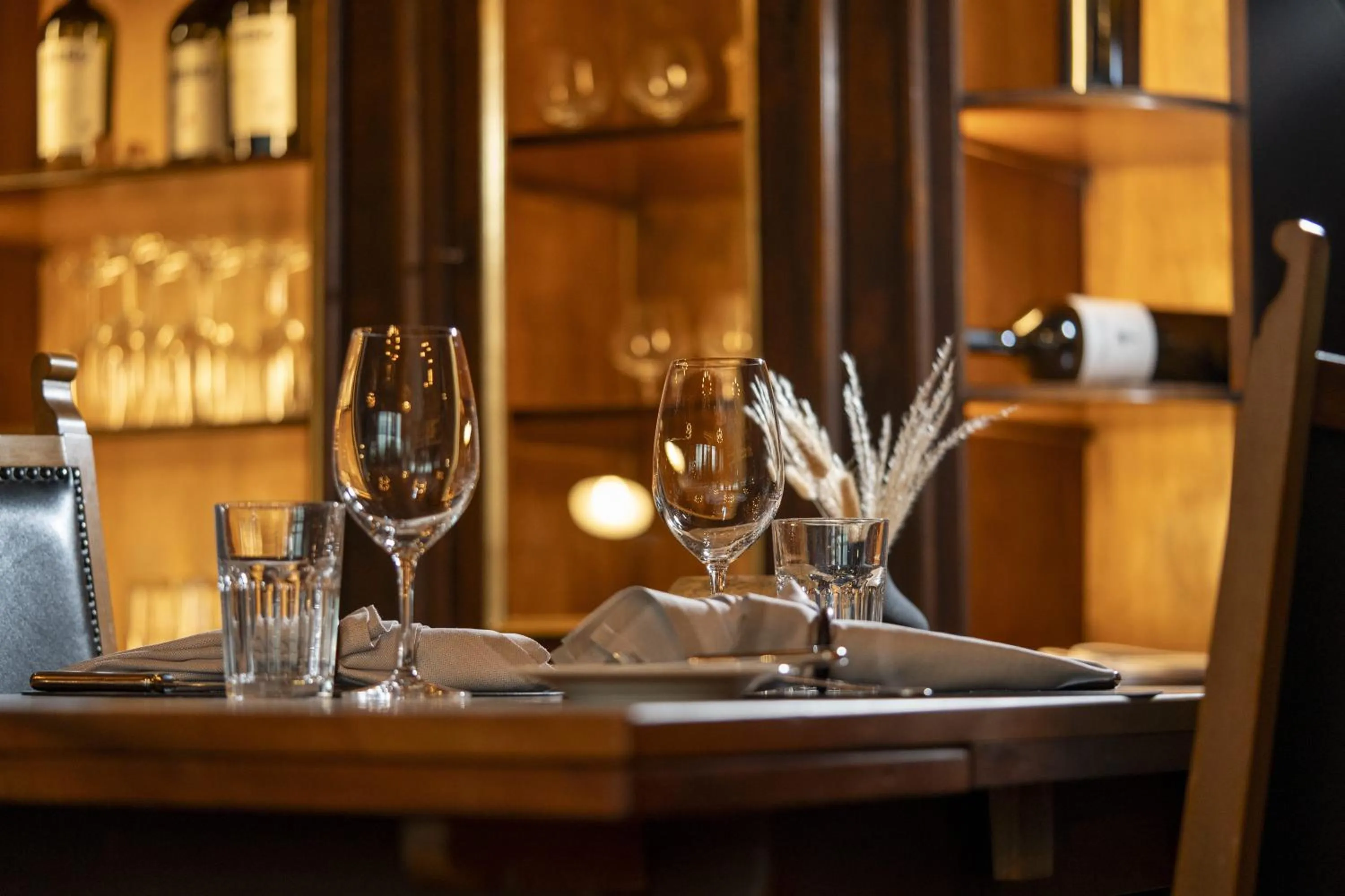 Restaurant/places to eat in Drei Könige