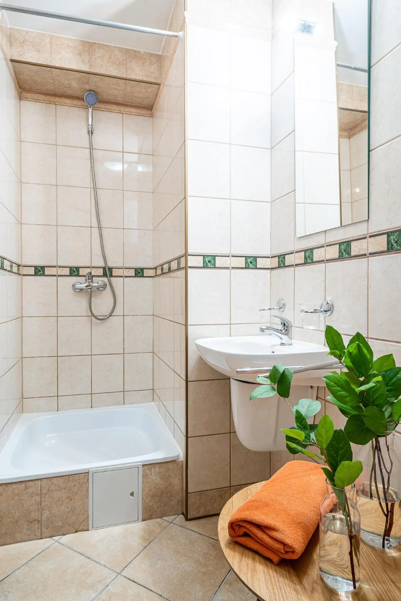 Bathroom in Absynt Hostel Wrocław