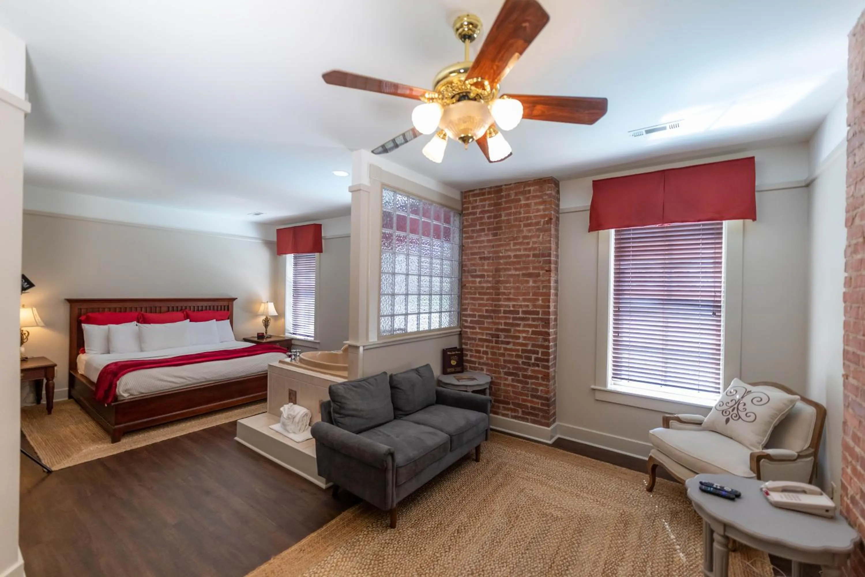 Bed in 1886 Crescent Hotel and Spa