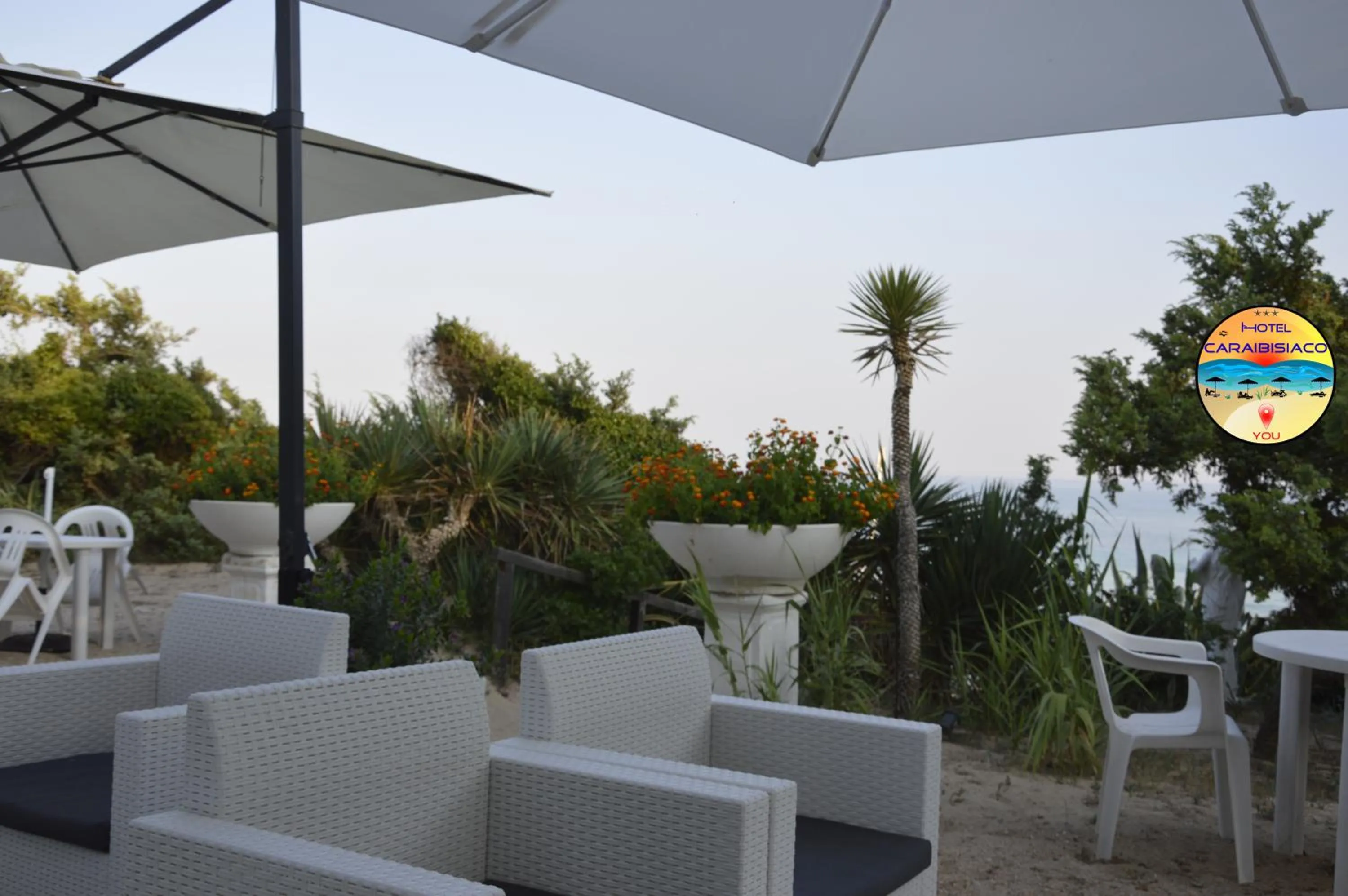 Patio in Hotel Caraibisiaco sul mare
