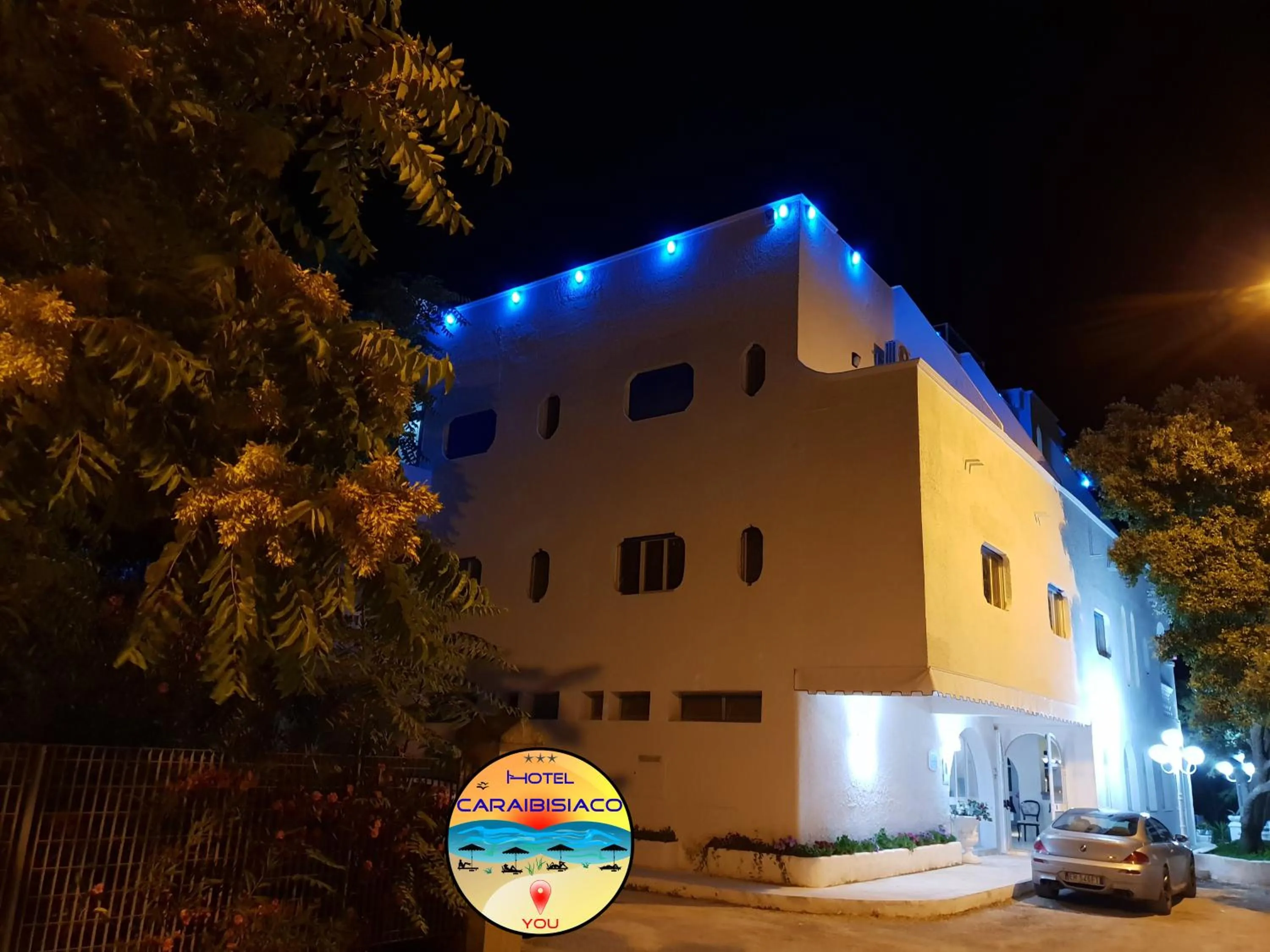 Property building in Hotel Caraibisiaco sul mare