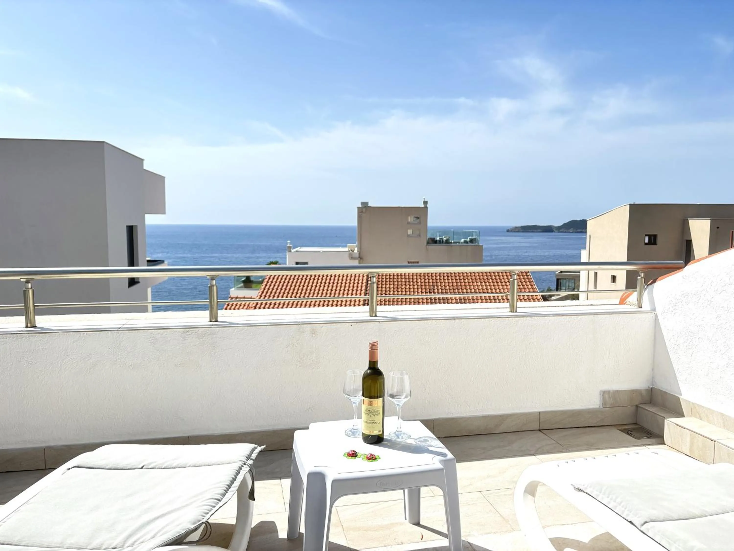 Villa Mona 2