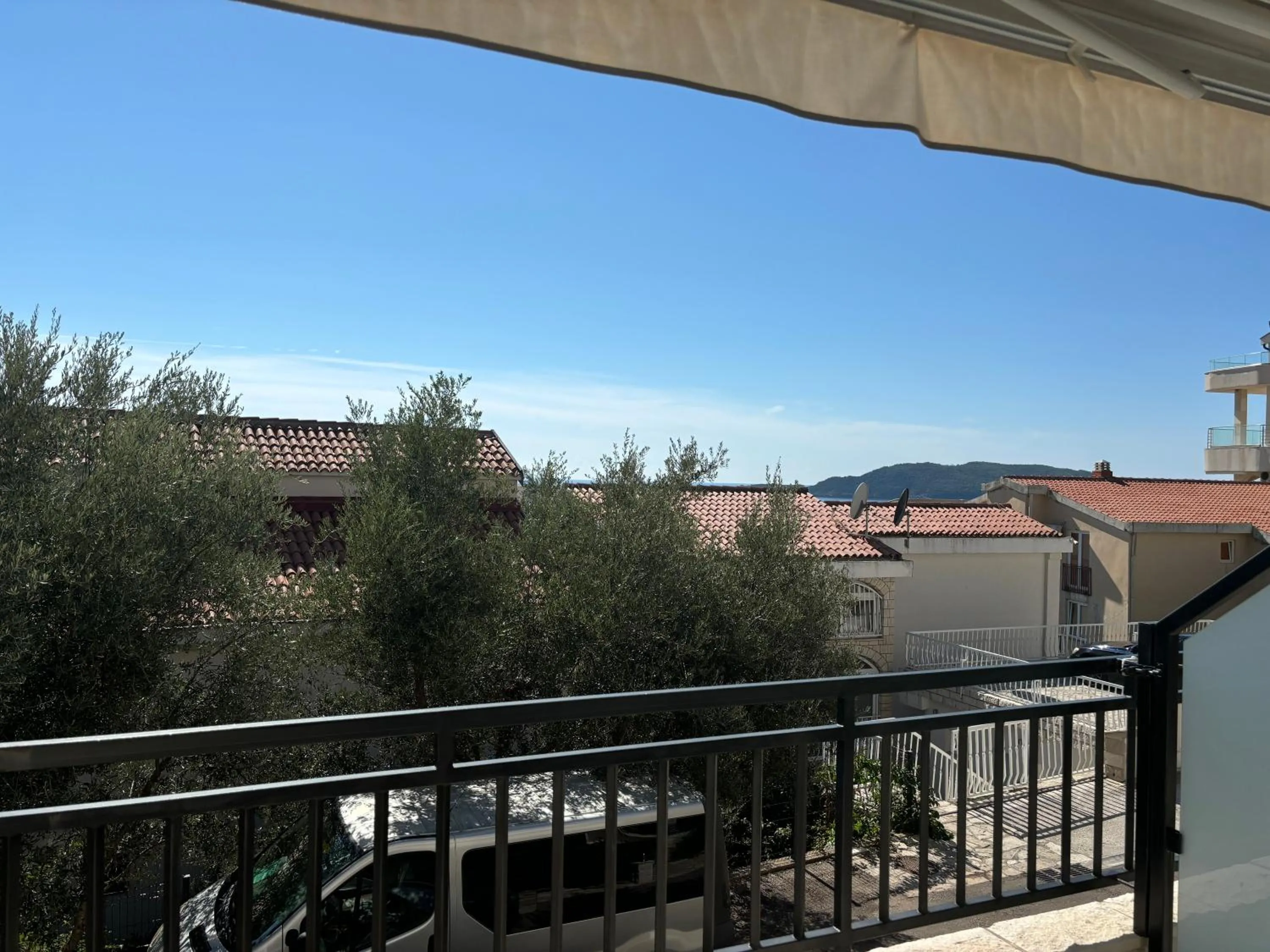 Villa Mona 2