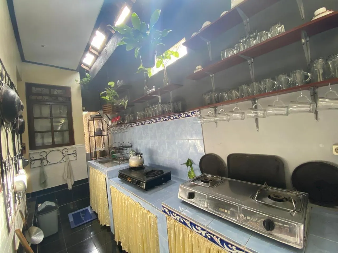 Kitchen or kitchenette in Coliving Bali SWEET HOME Kost Lengkap di Tabanan Kota