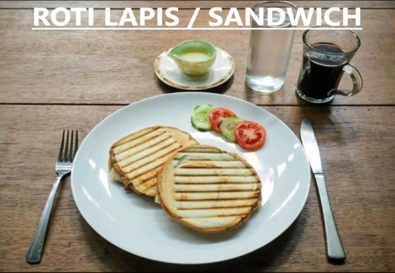 Breakfast in Coliving Bali SWEET HOME Kost Lengkap di Tabanan Kota