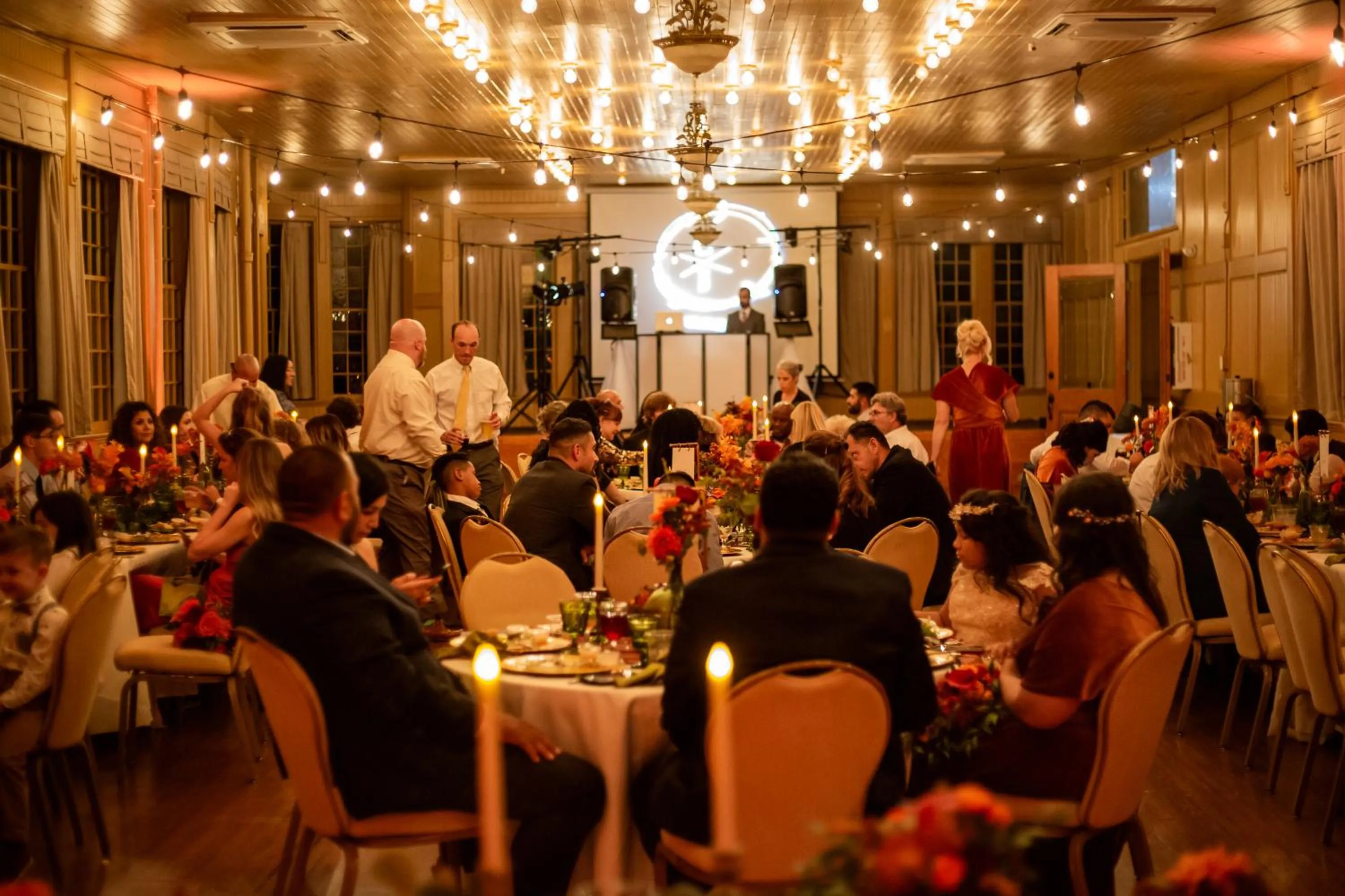 wedding in 1905 Basin Park Hotel