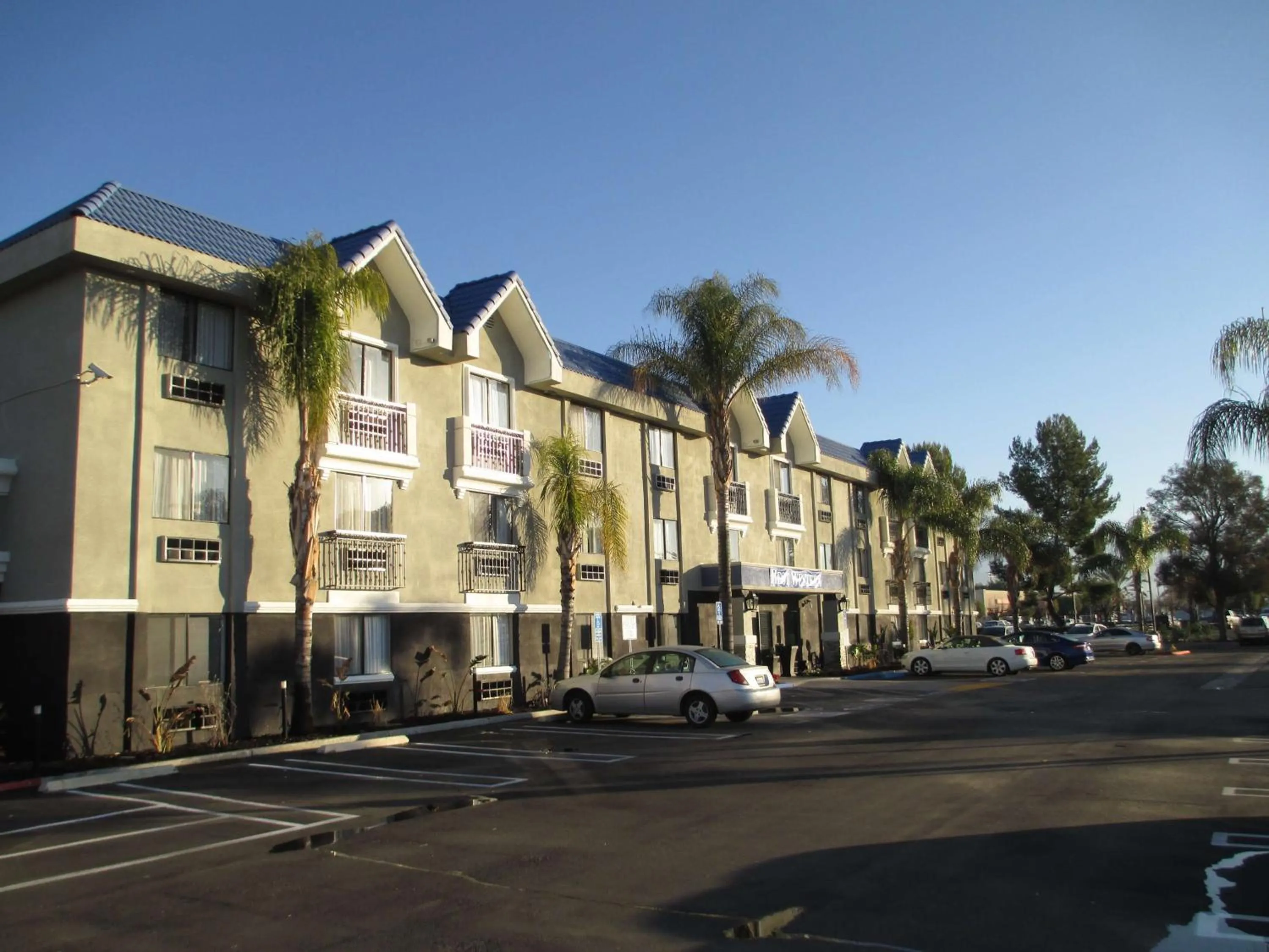 Property building in Best Western Plus Diamond Valley Inn