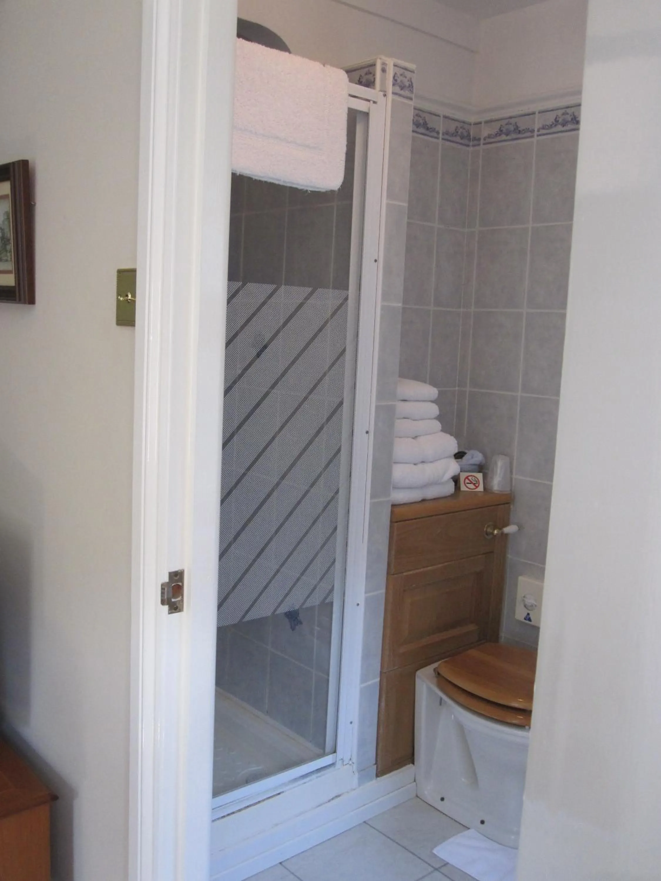 Bathroom in Clayhill House Bed & Breakfast