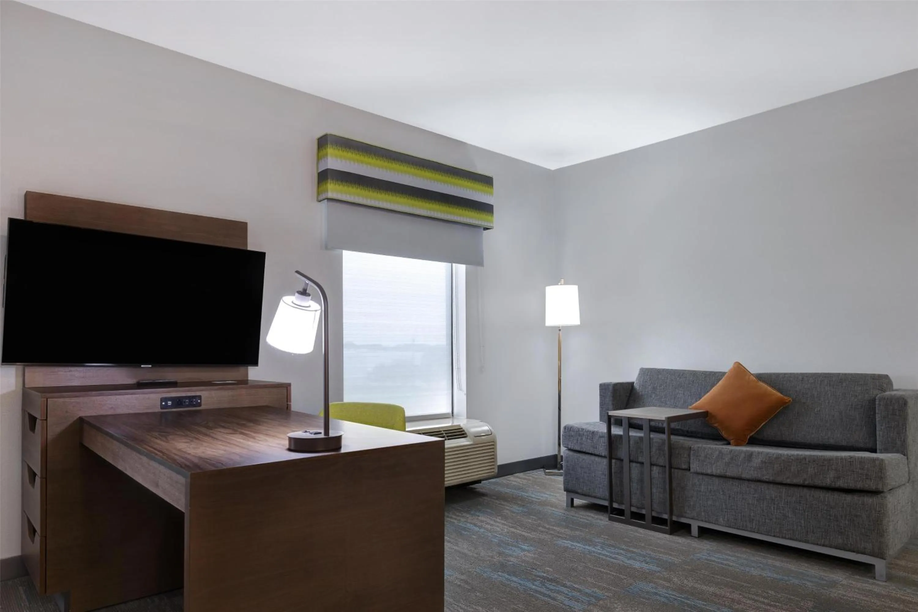 Bedroom in Hampton Inn & Suites Shreveport