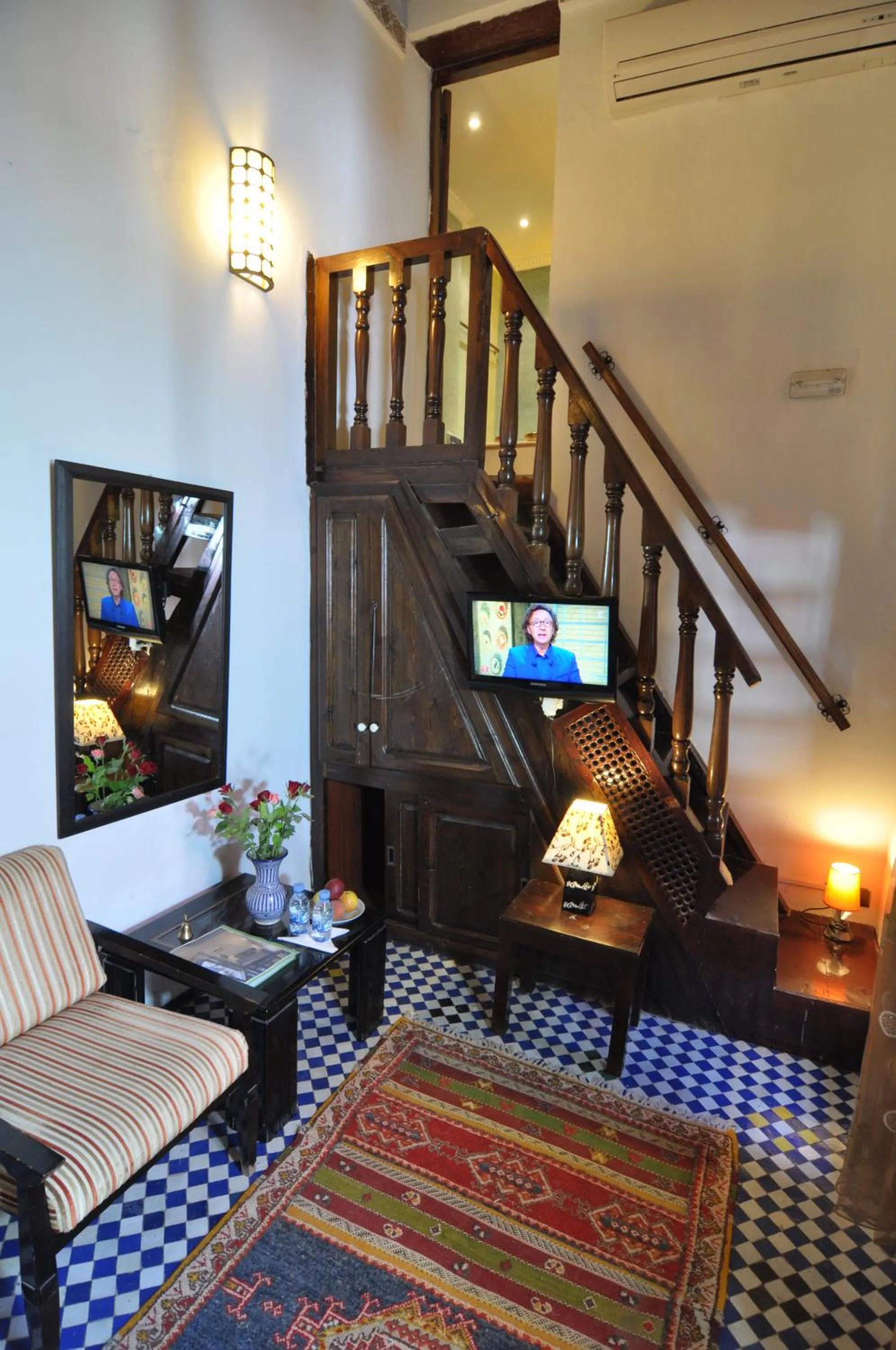 Communal lounge/ TV room in Riad Adarissa