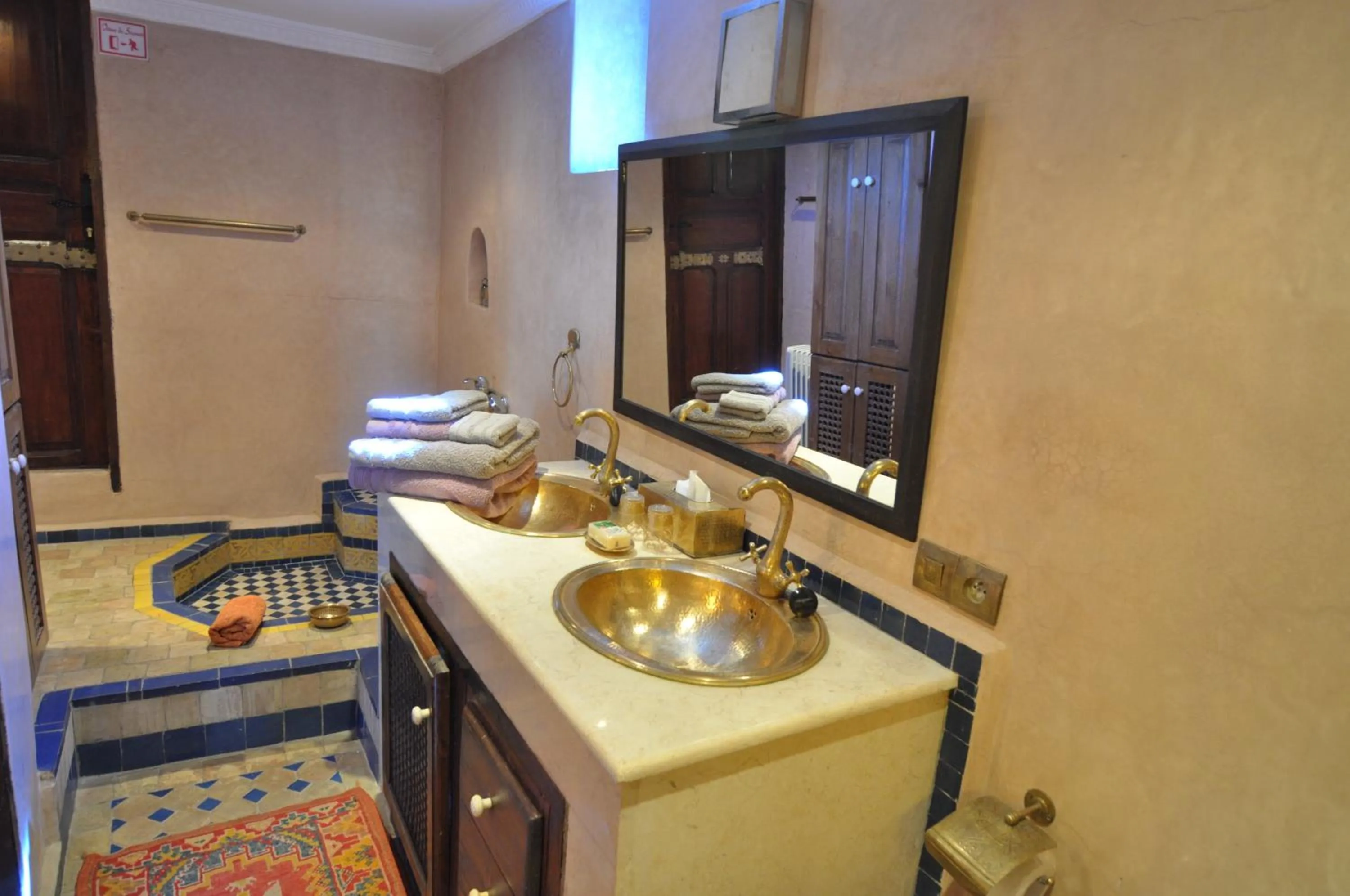 Bathroom in Riad Adarissa