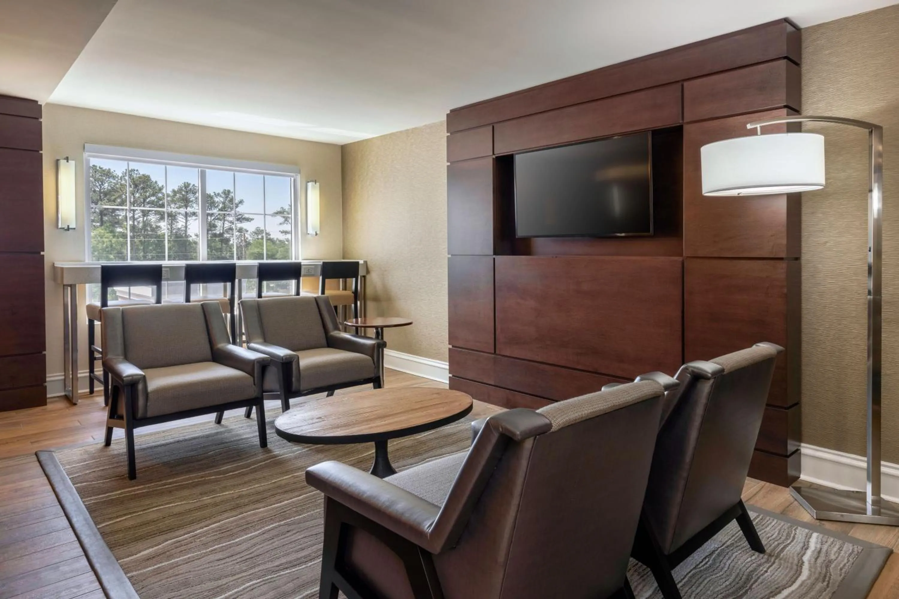 Lounge or bar in Sheraton Atlanta Perimeter North