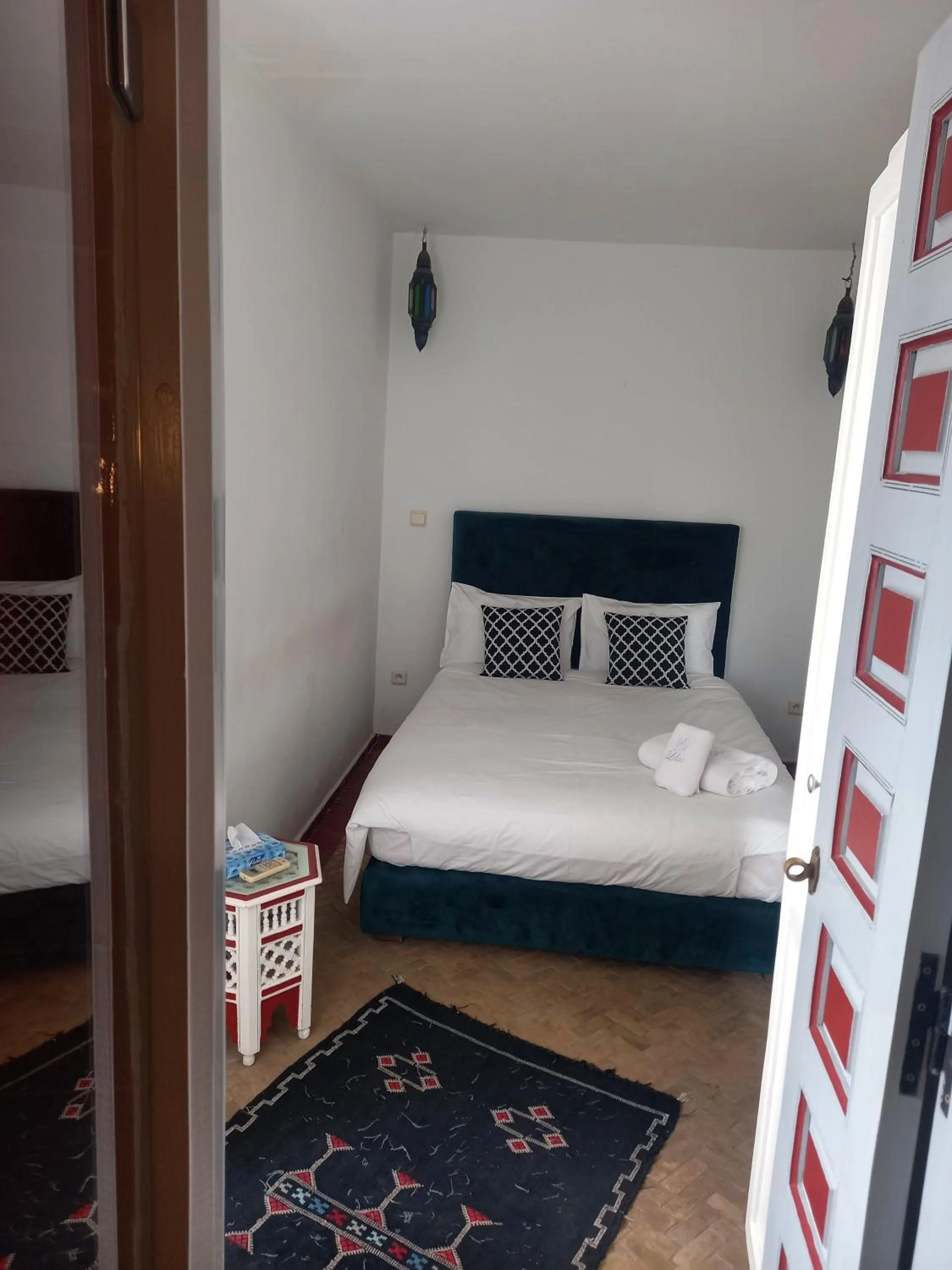 Bed in Riad Les Jardins des Lilas