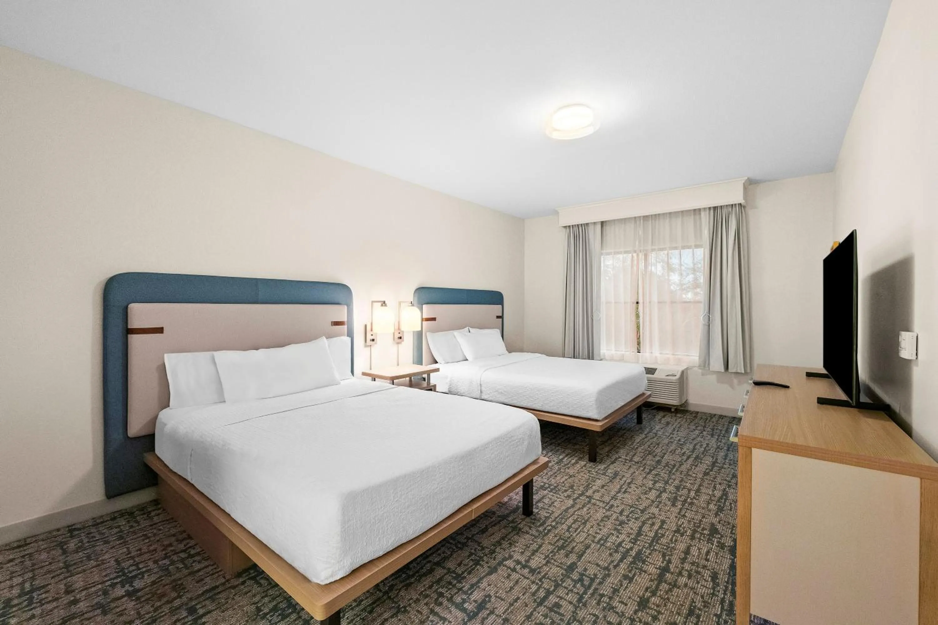 Bedroom, Bed in Homewood Suites Lancaster