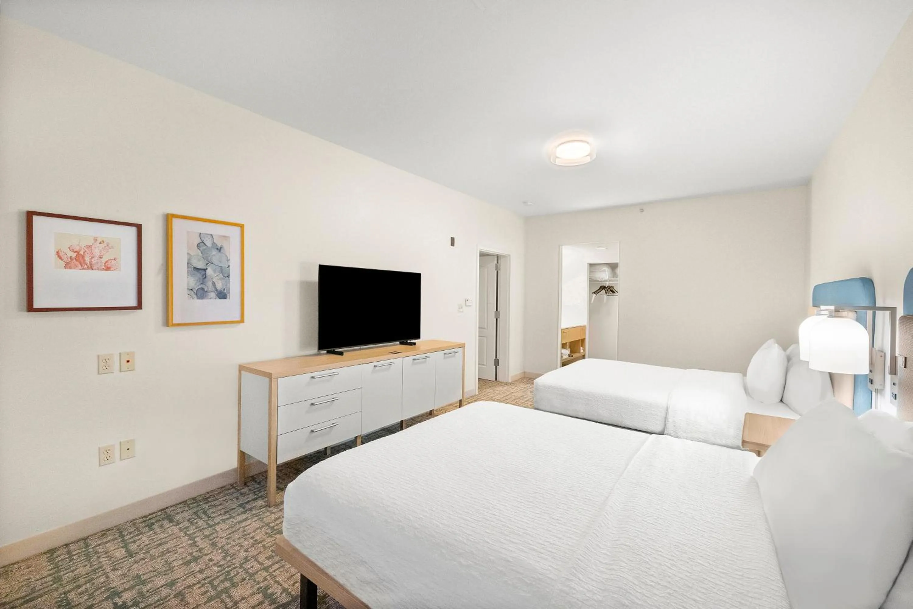 Bedroom, Bed in Homewood Suites Lancaster