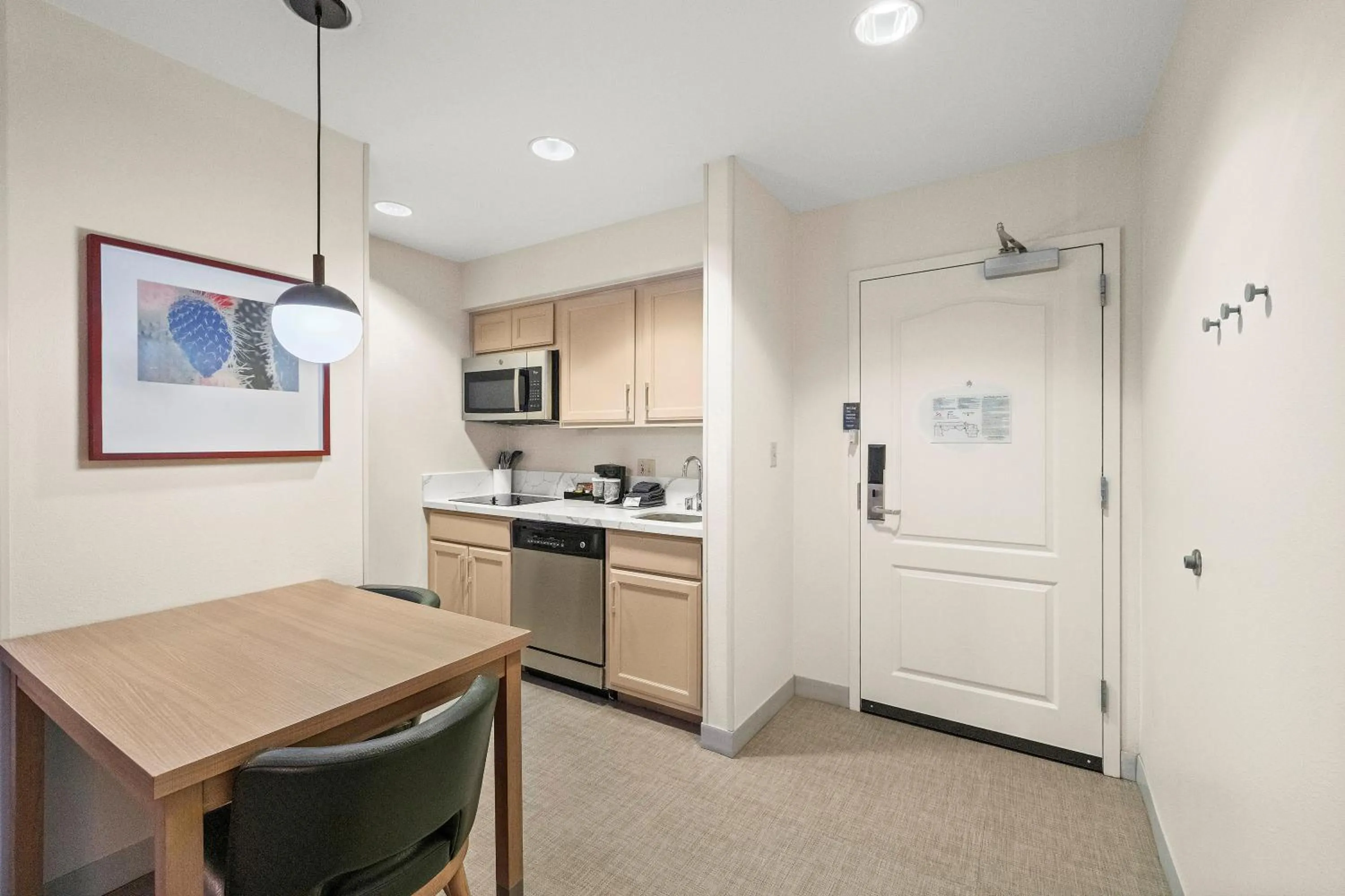 kitchen in Homewood Suites Lancaster