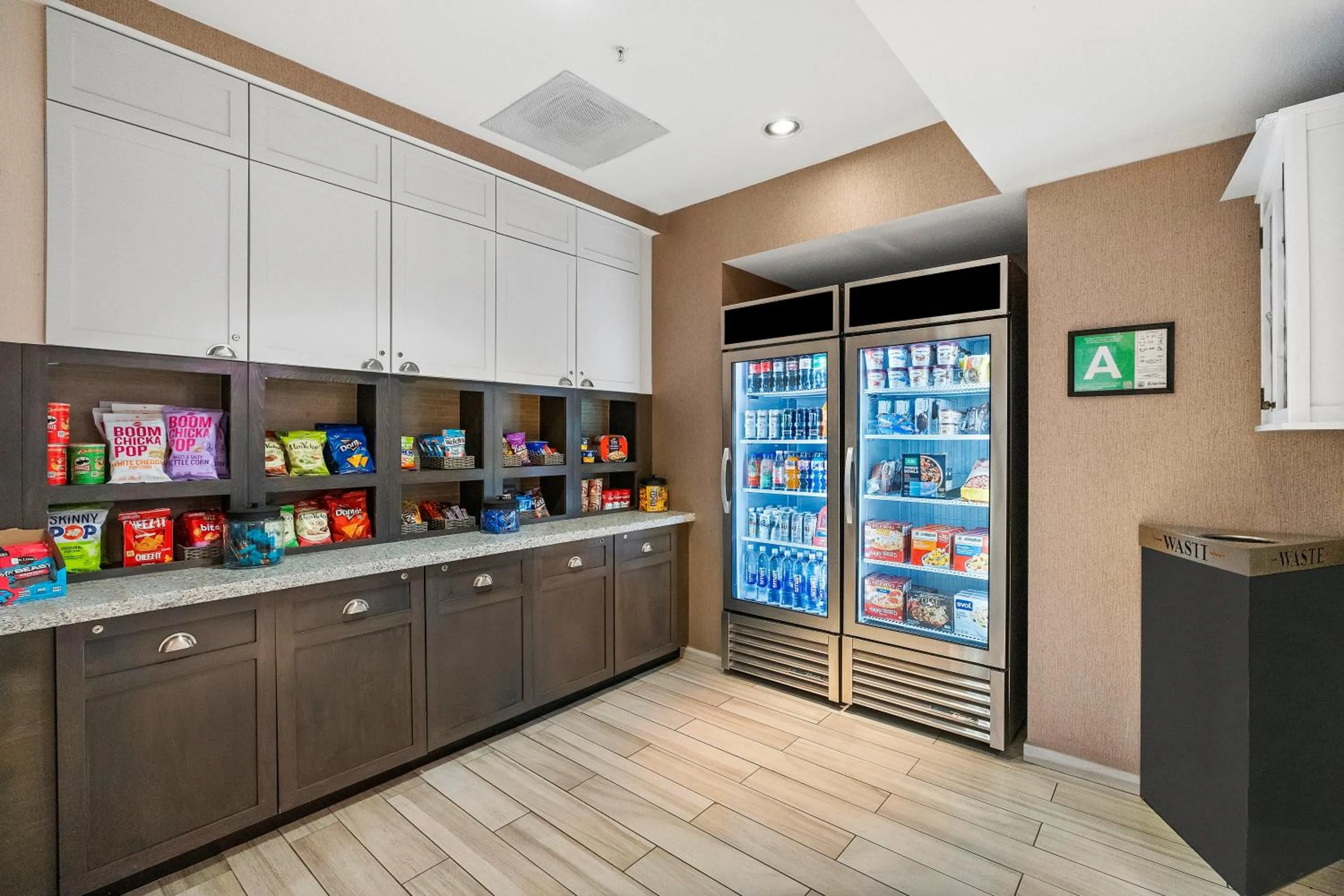 Food and drinks in Homewood Suites Lancaster