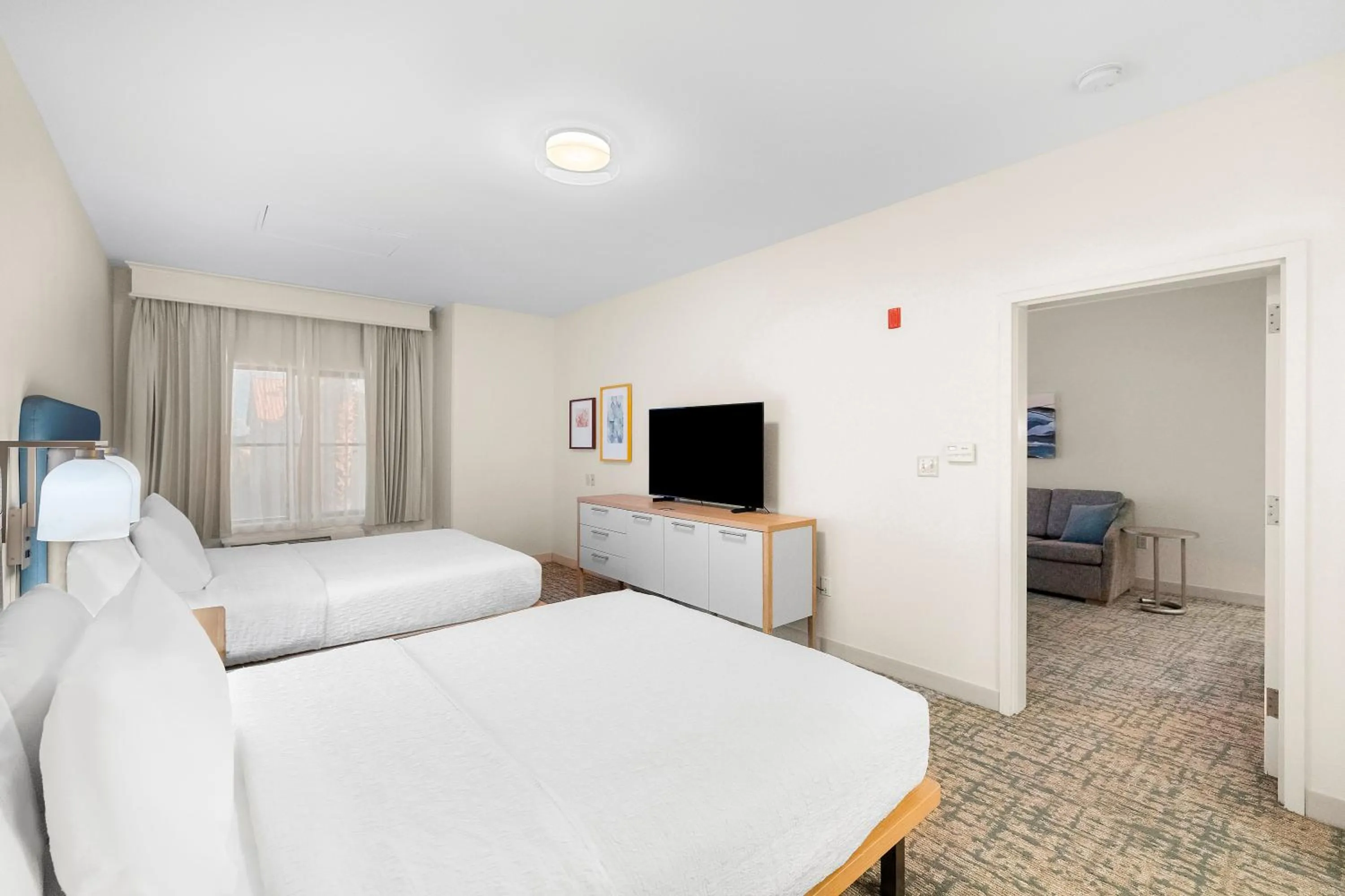 Bedroom, Bed in Homewood Suites Lancaster