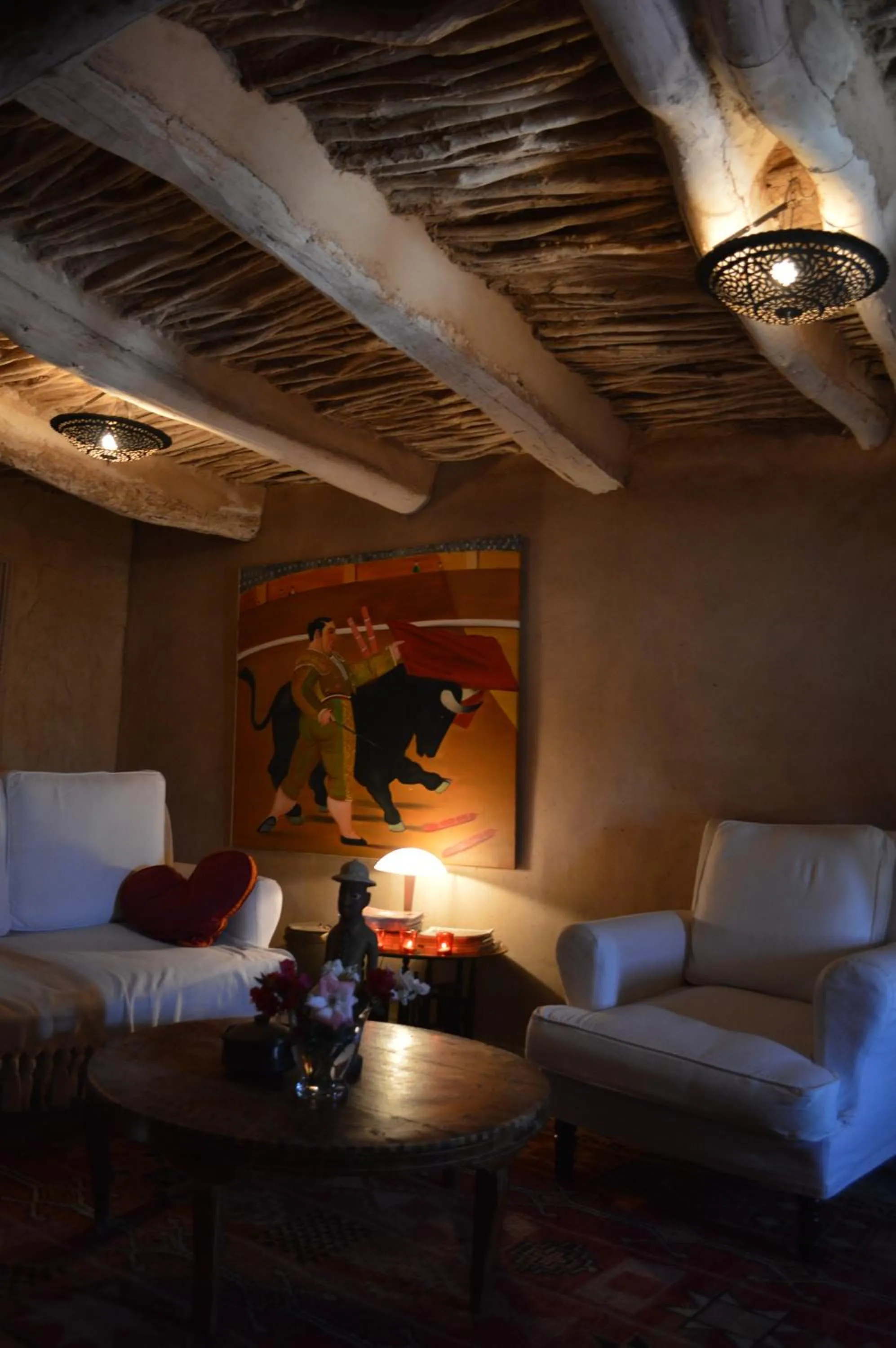 Lounge or bar in Kasbah Gousteau