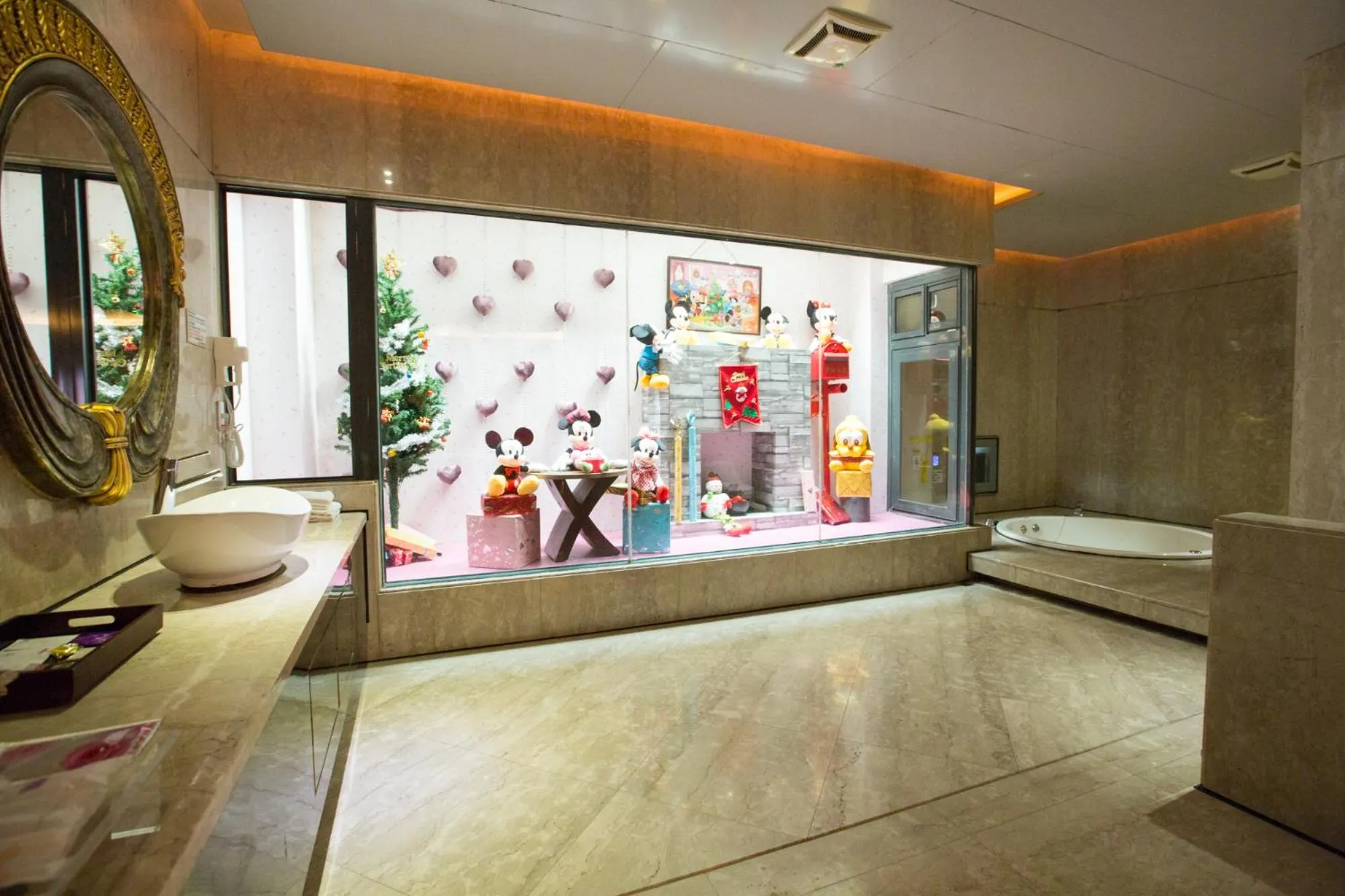 Bathroom in Water City Motel