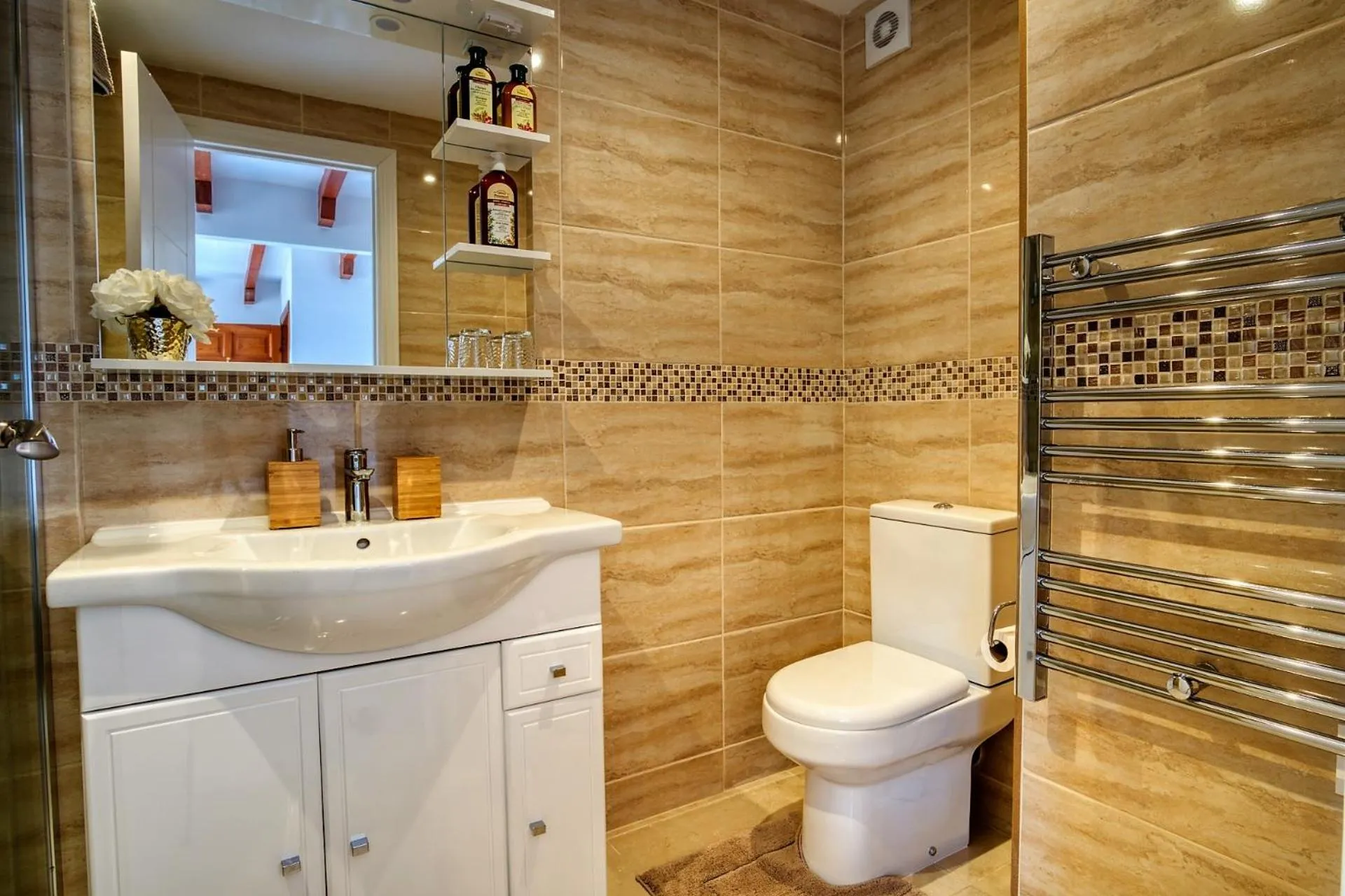 Bathroom in Casa las Torres B&B