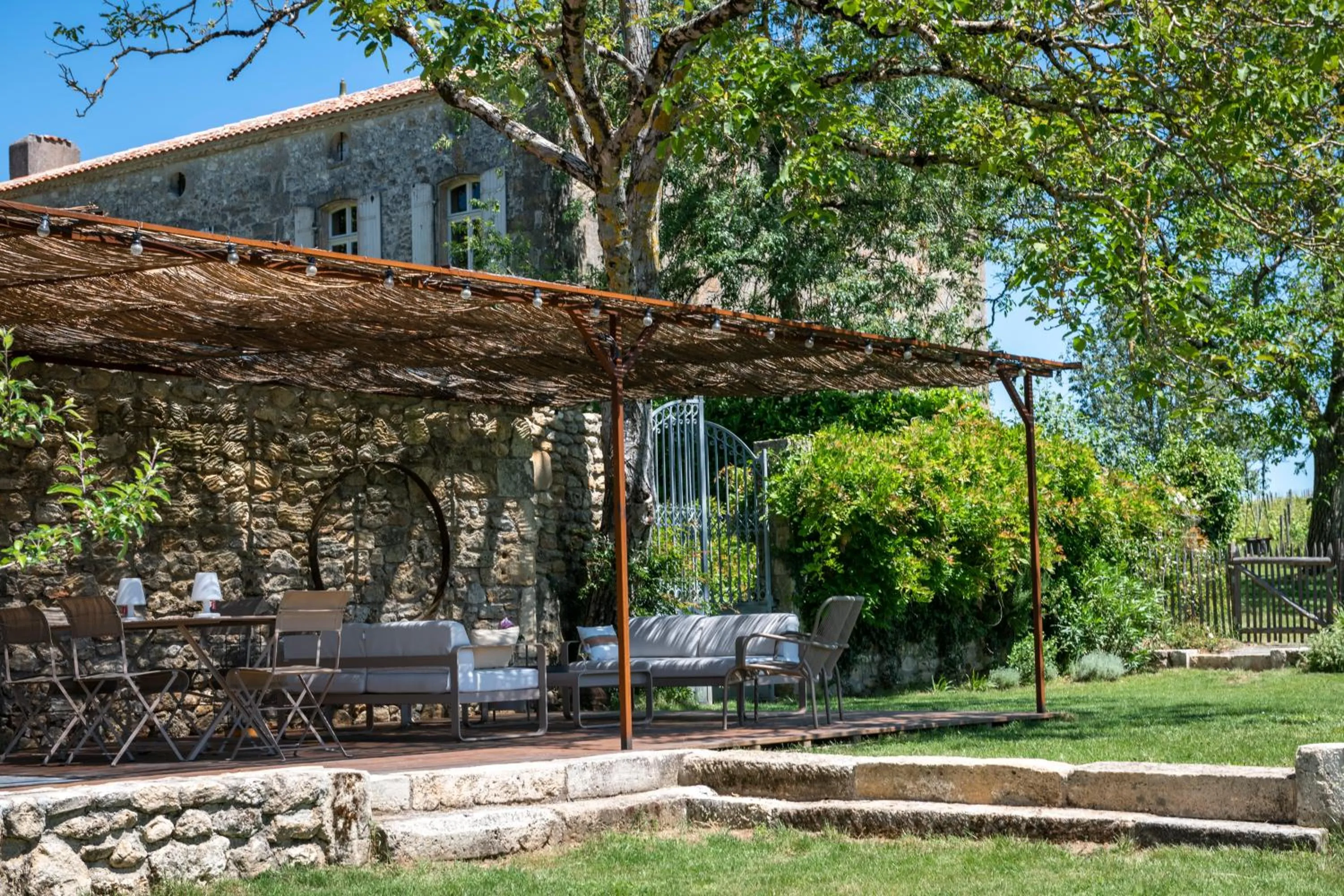 Patio in Maison Le Sèpe - Vignoble Bio et Maison d'hôtes