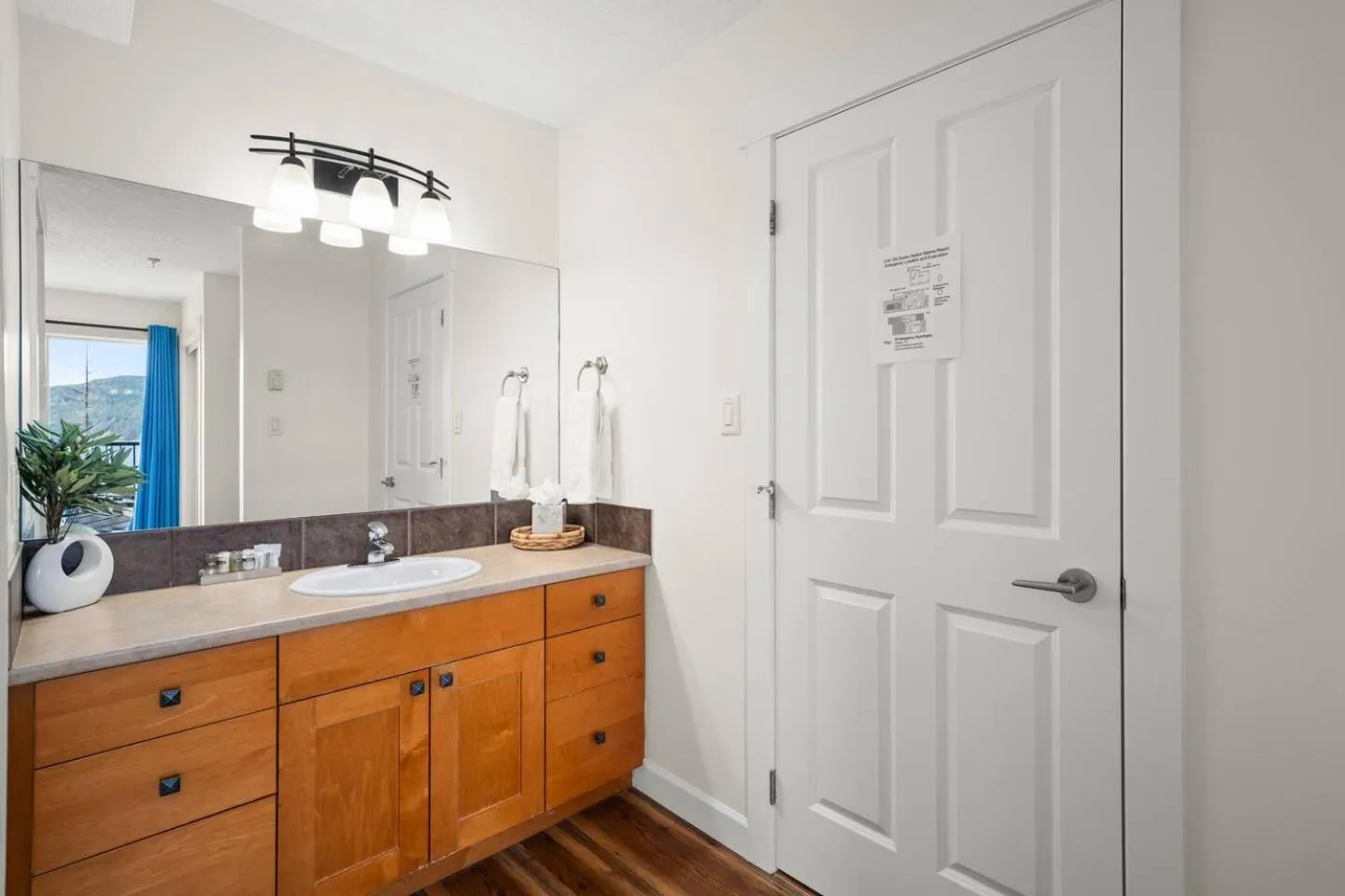 Sooke Harbour Resort & Marina