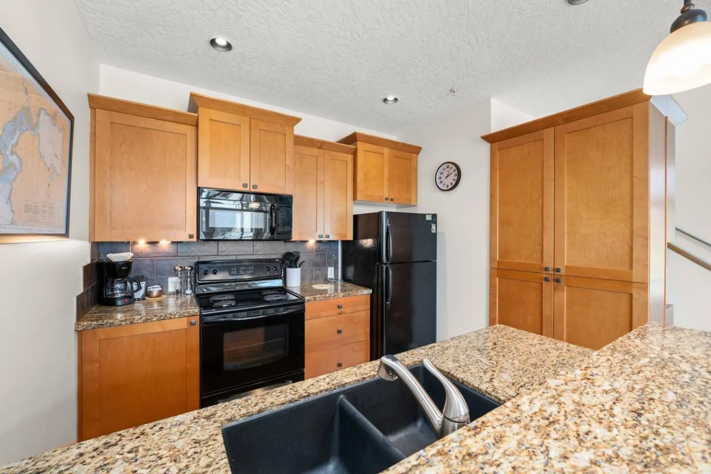 Sooke Harbour Resort & Marina