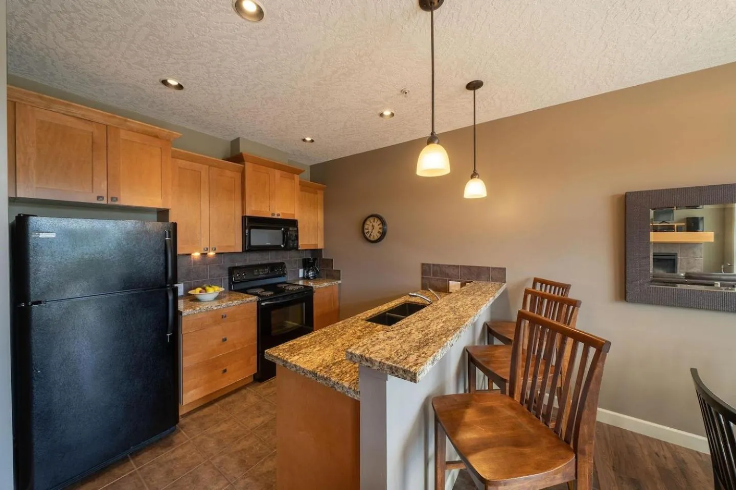 Sooke Harbour Resort & Marina