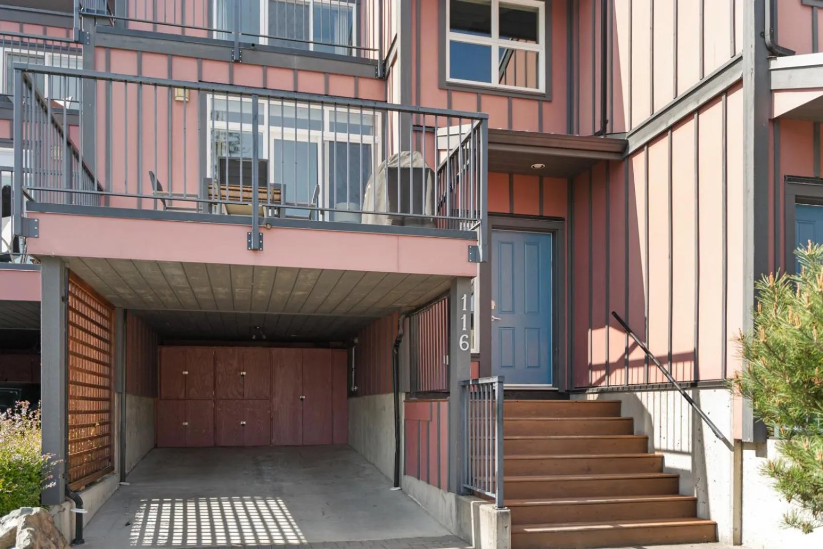 Sooke Harbour Resort & Marina