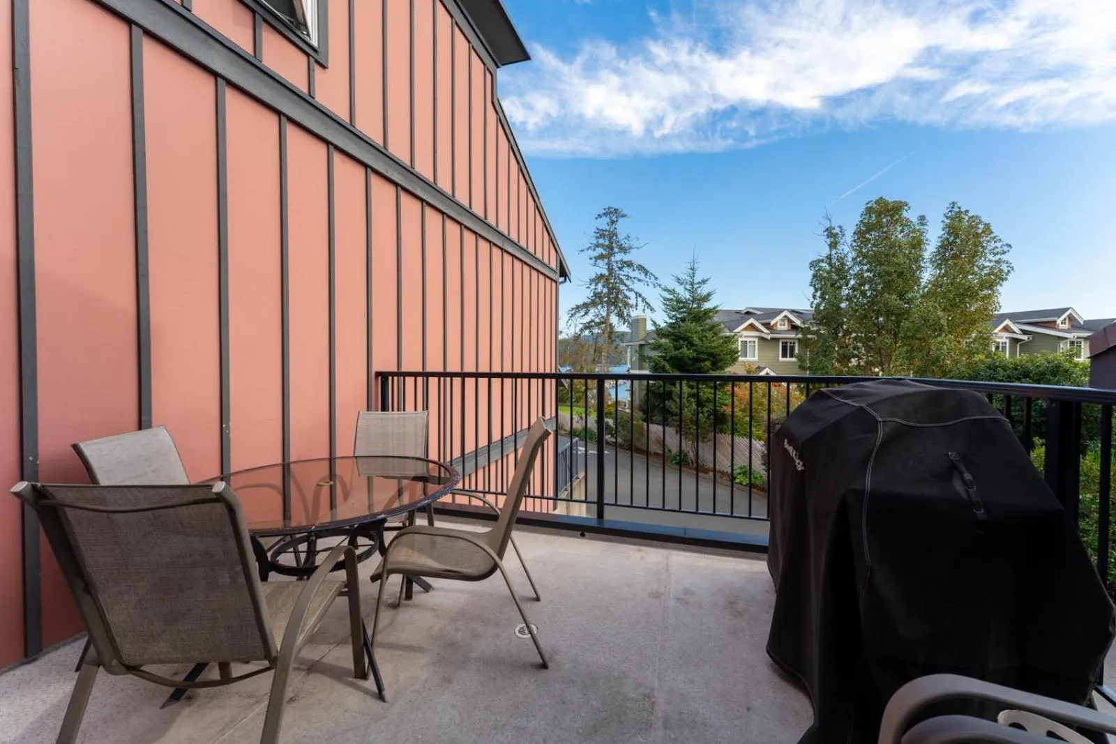 Sooke Harbour Resort & Marina