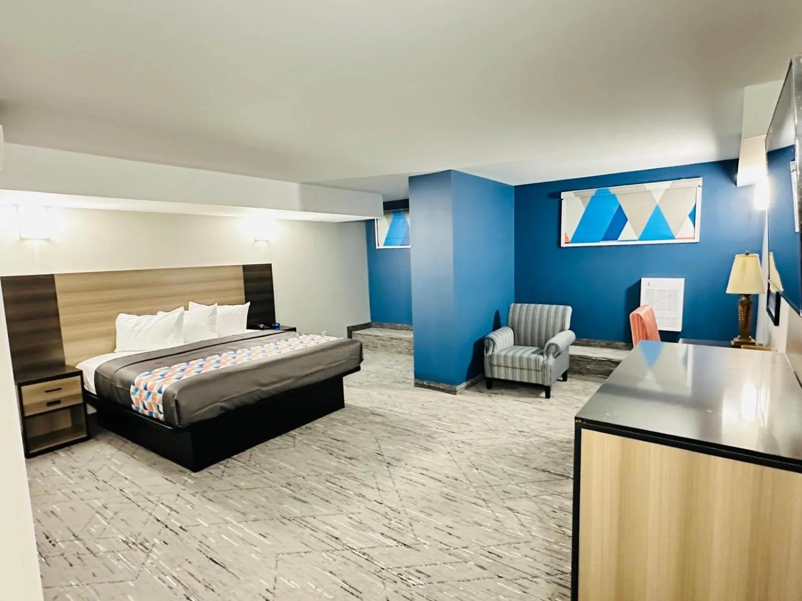 Photo of the whole room, Bed in Northland Motel