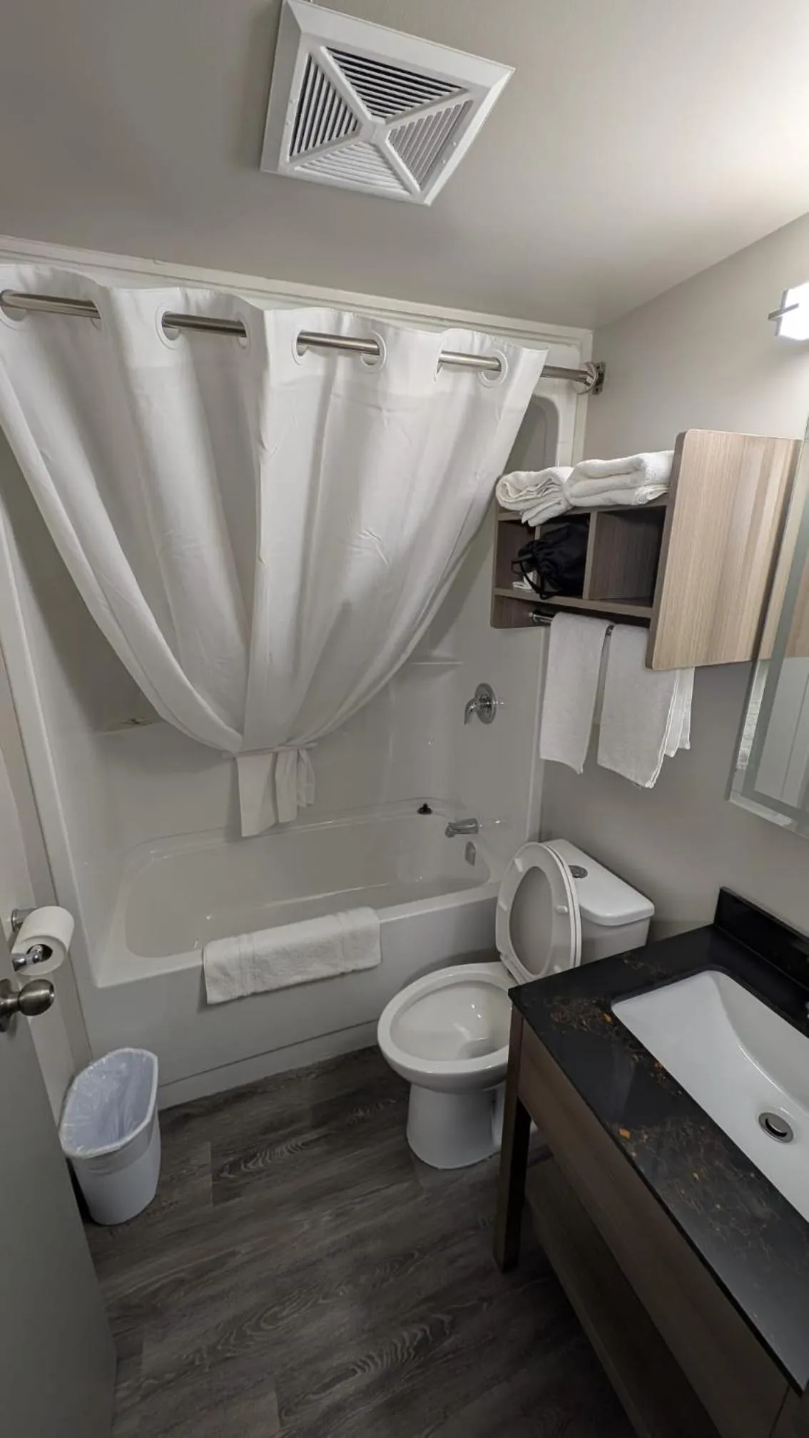 Bathroom in Northland Motel