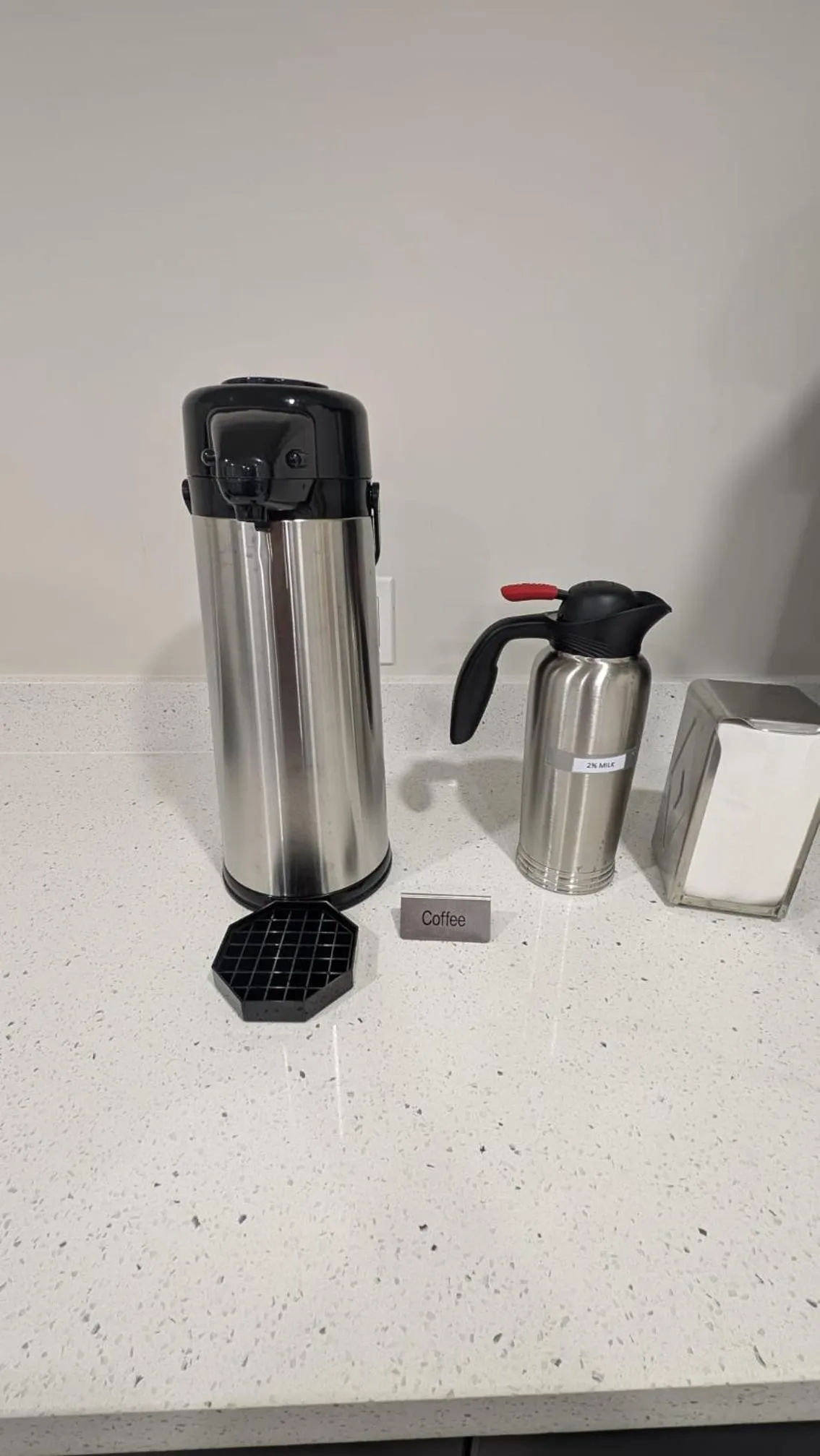 Coffee/tea facilities in Northland Motel