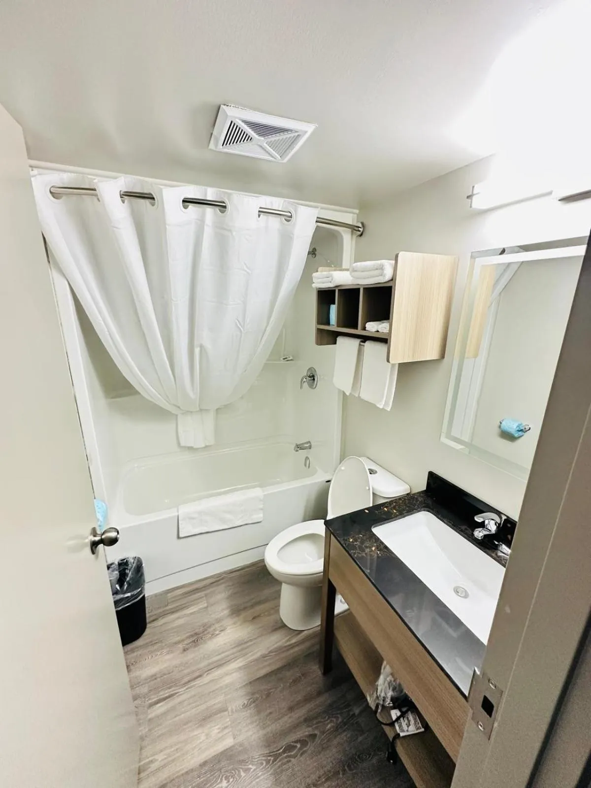 Bathroom in Northland Motel