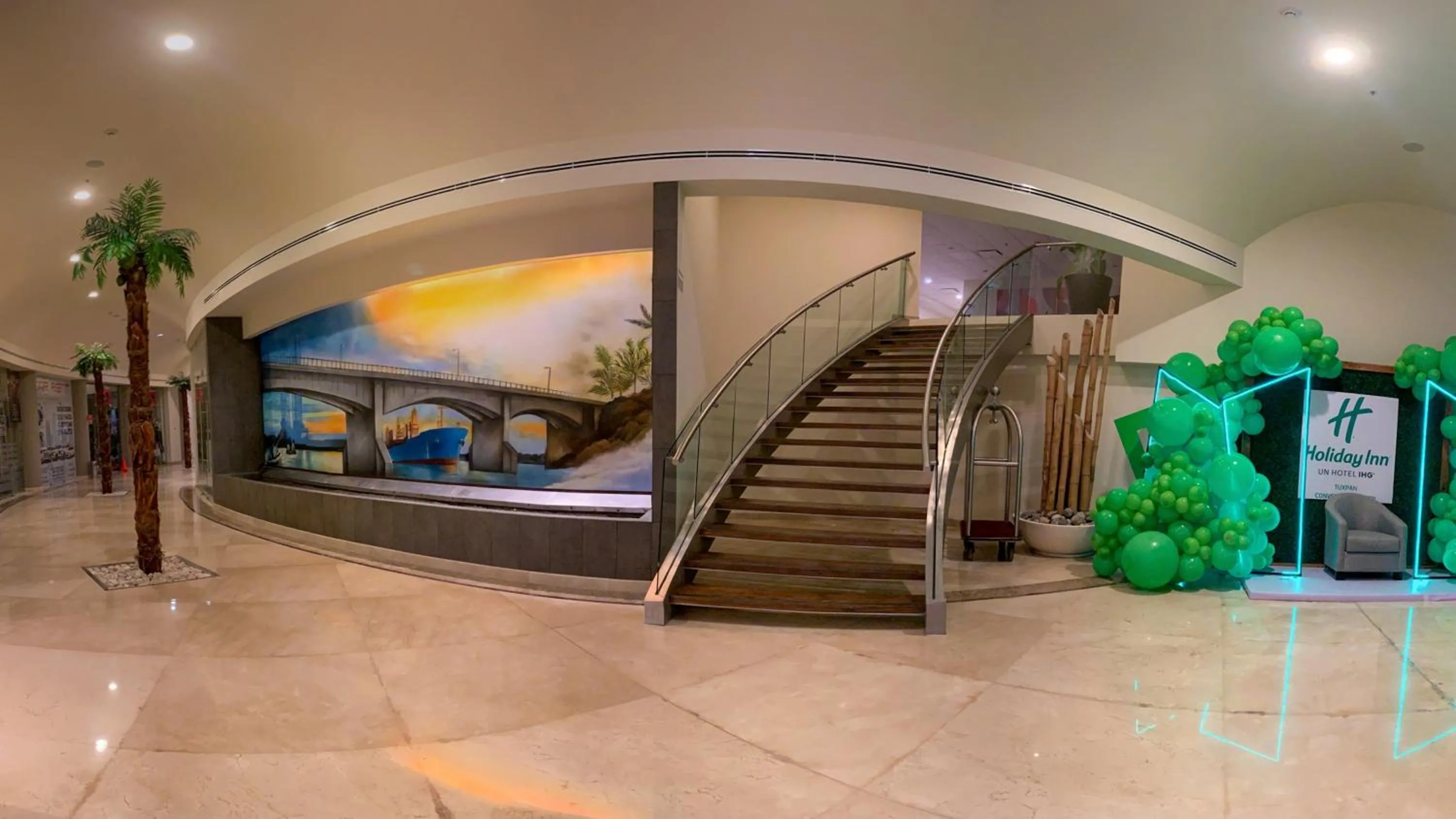 Lobby or reception in Holiday Inn Tuxpan - Convention Center by IHG