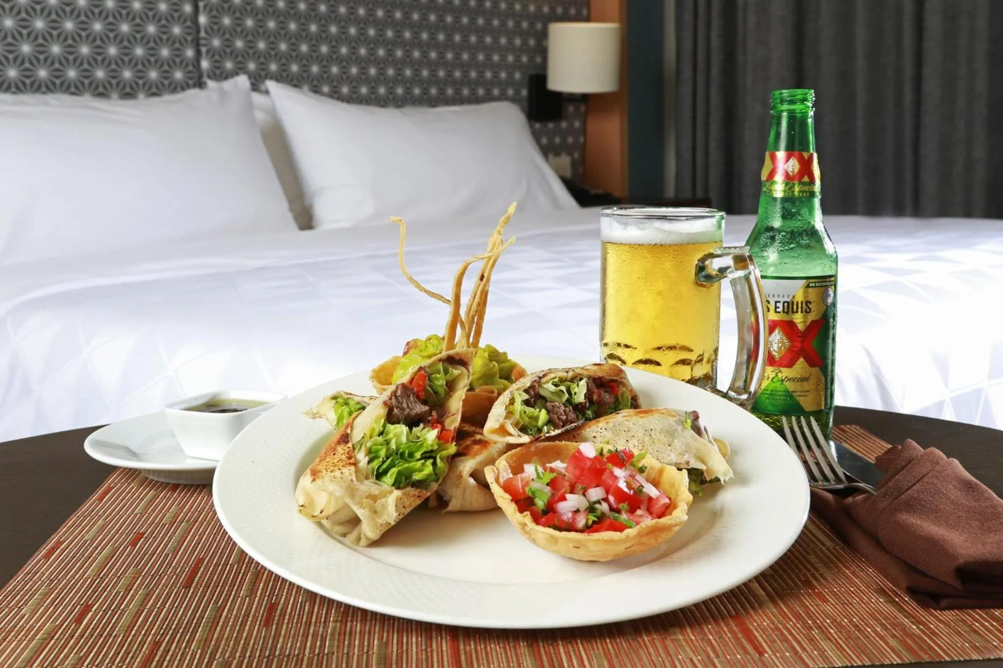 Bedroom in Holiday Inn Tuxpan - Convention Center by IHG