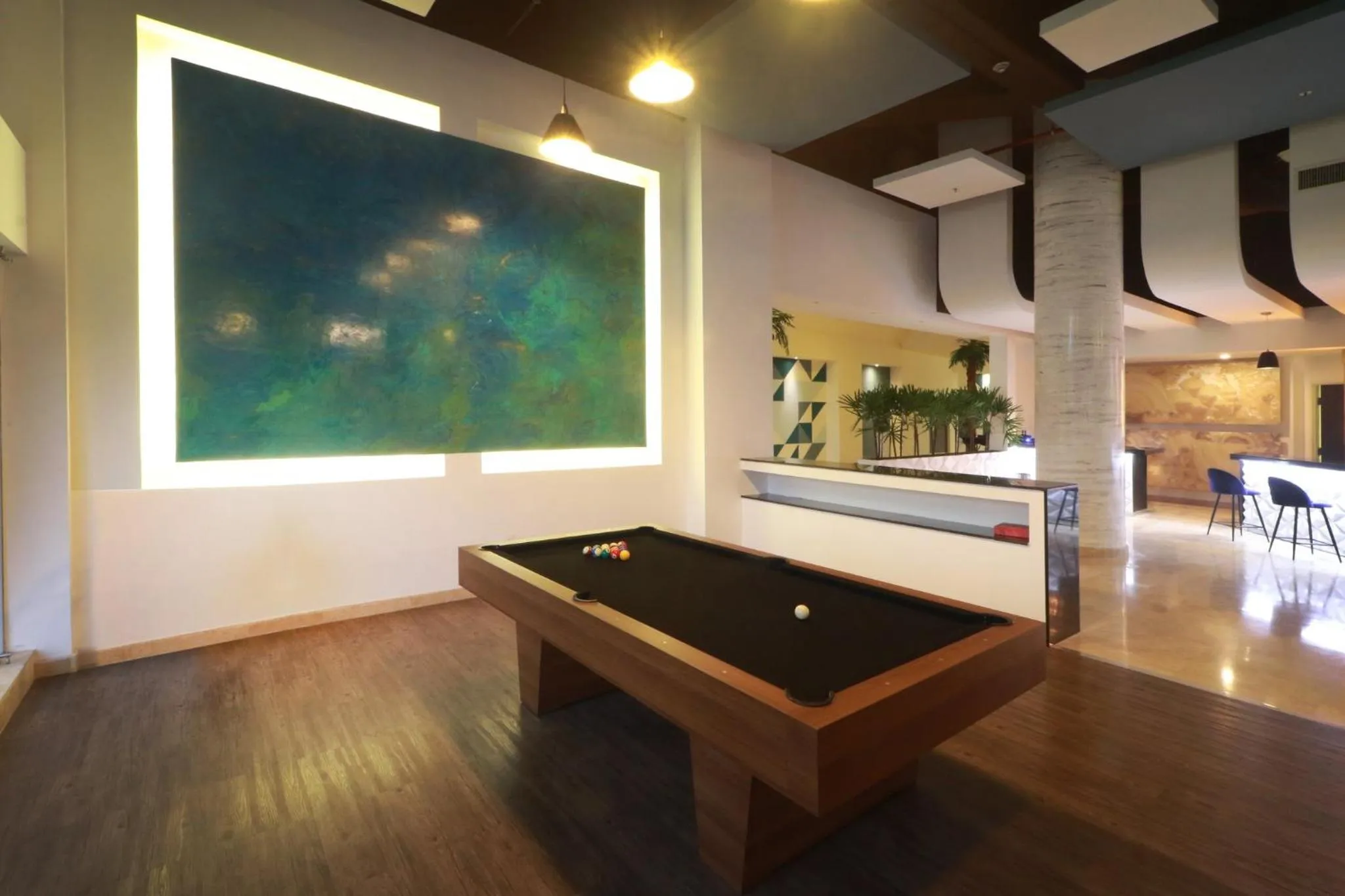 Lounge or bar in Holiday Inn Tuxpan - Convention Center by IHG