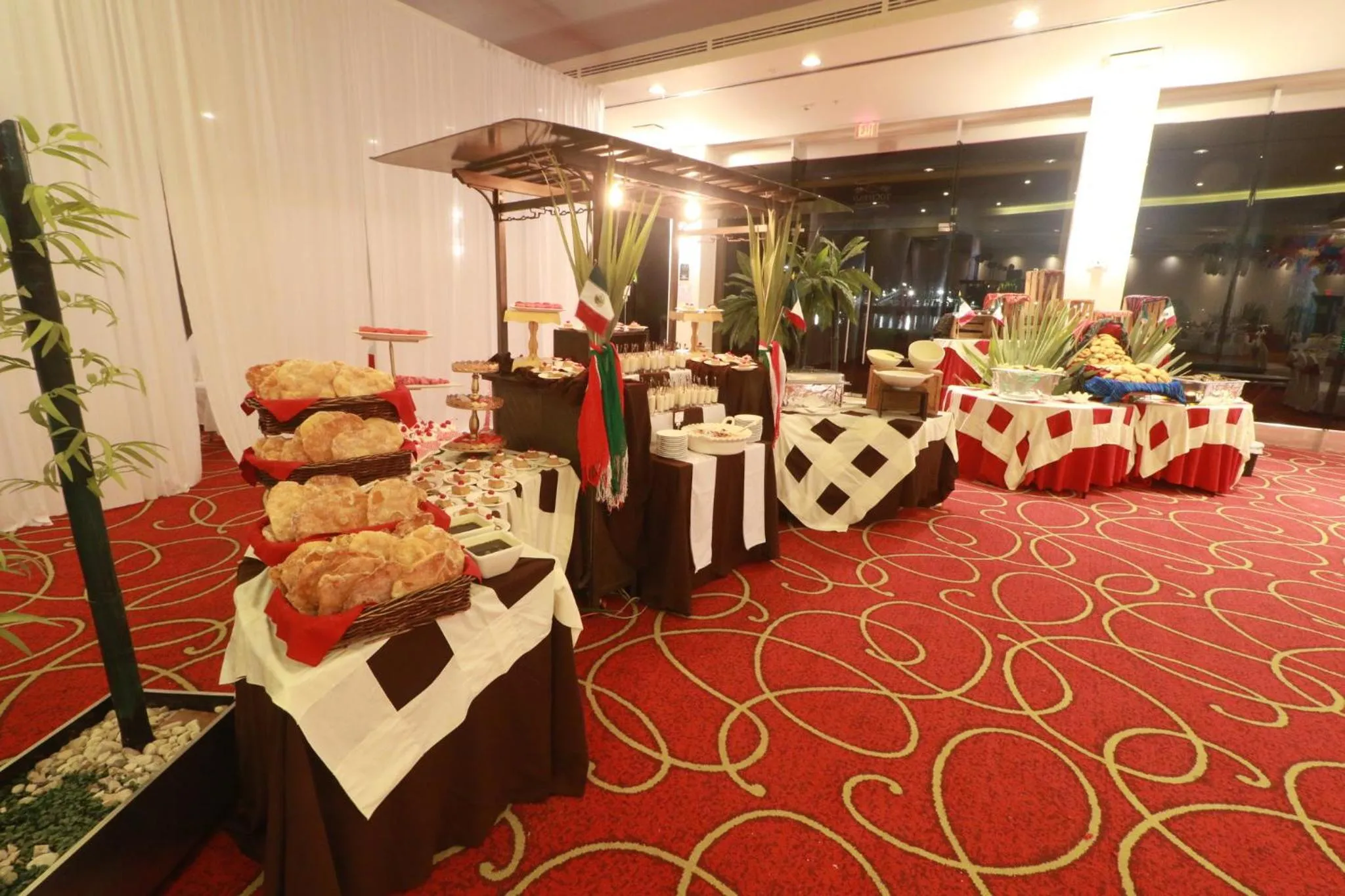 Meeting/conference room in Holiday Inn Tuxpan - Convention Center by IHG